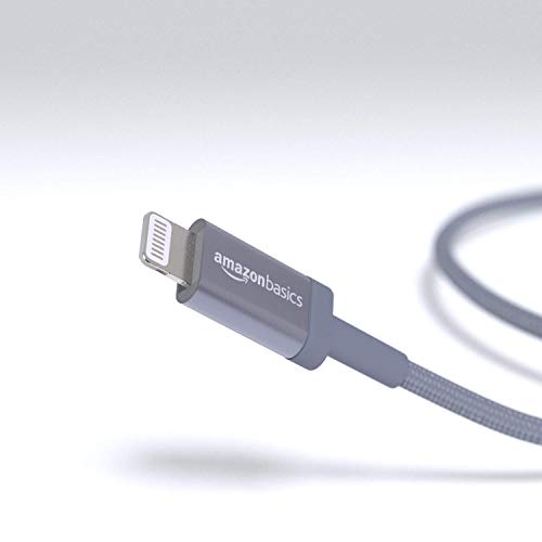 Detalle de Amazon Basics Cavo USB-C a Lightning con certificazione MFi, 1.8 m, nylon intrecciato, grigio scuro