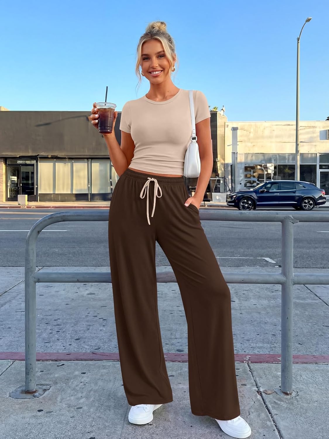 Thumbnail 1 de Trendy Queen 2-Piece Summer Lounge Set for Women: Cropped Hoodie + Wide-Leg Pants