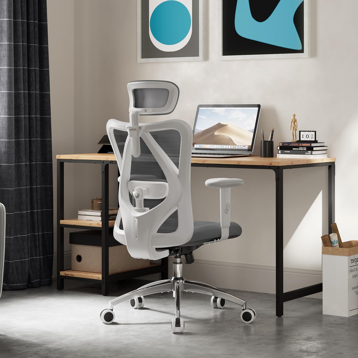 Detalle de SIHOO M18: Sedia Ufficio Ergonomica con Supporto Lombare, Poggiatesta e Braccioli Regolabili