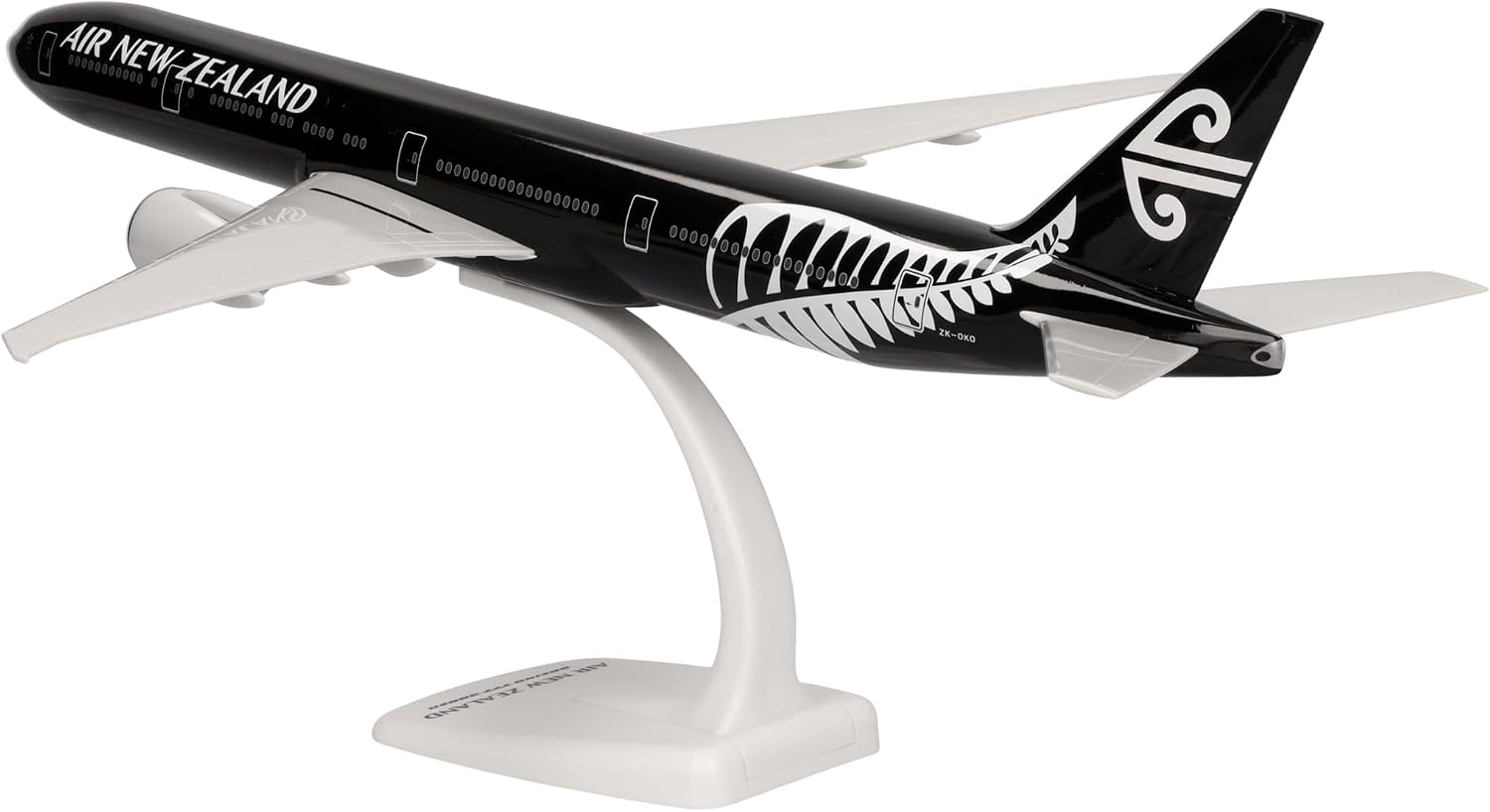 Detalle 2 de Herpa 612777 Air New Zealand Boeing 777-300ER ZK-OKQ „All Blacks” 1:200