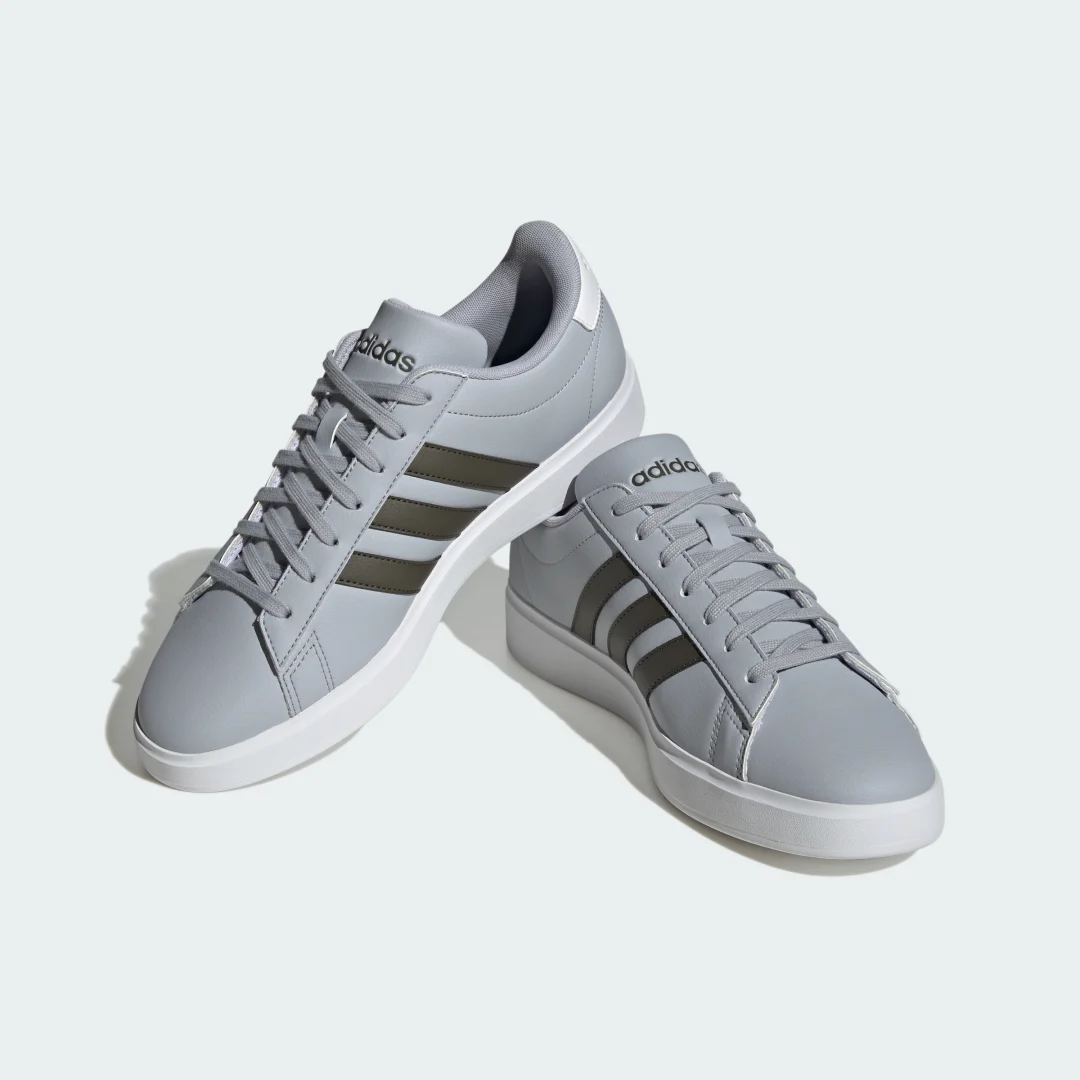 Detalle 2 de Adidas Grand Court Cloudfoam Comfort: zapatilla gris para uso diario, con sujeción y amortiguación