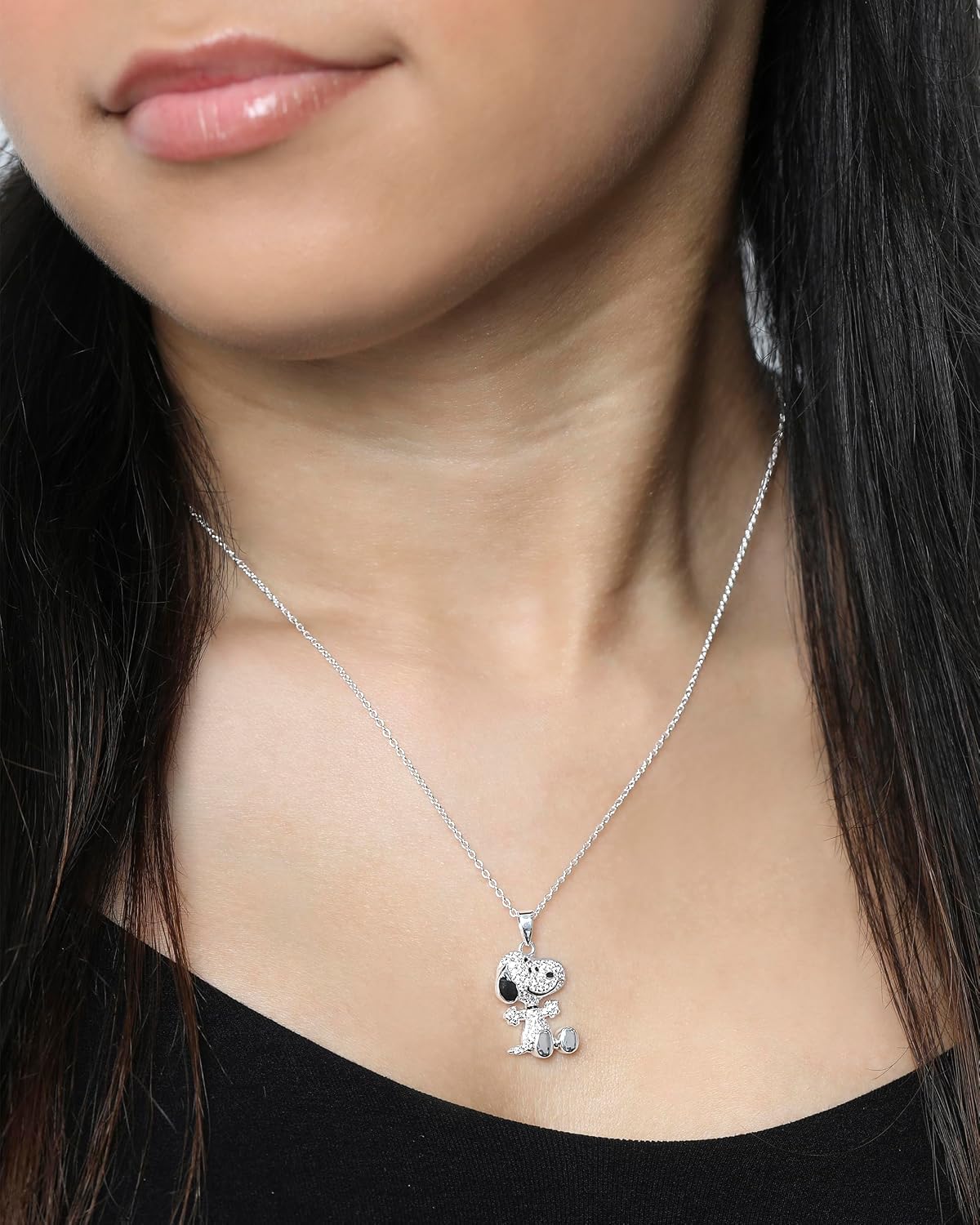 Detalle 2 de Peanuts Collana Snoopy donna con licenza ufficiale – collana placcata argento 45 cm con ciondolo Snoopy 3D