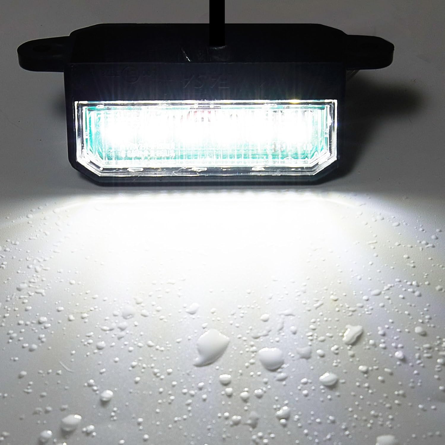 Thumbnail 1 de ETUKER 2x LED Licence Plate Lights