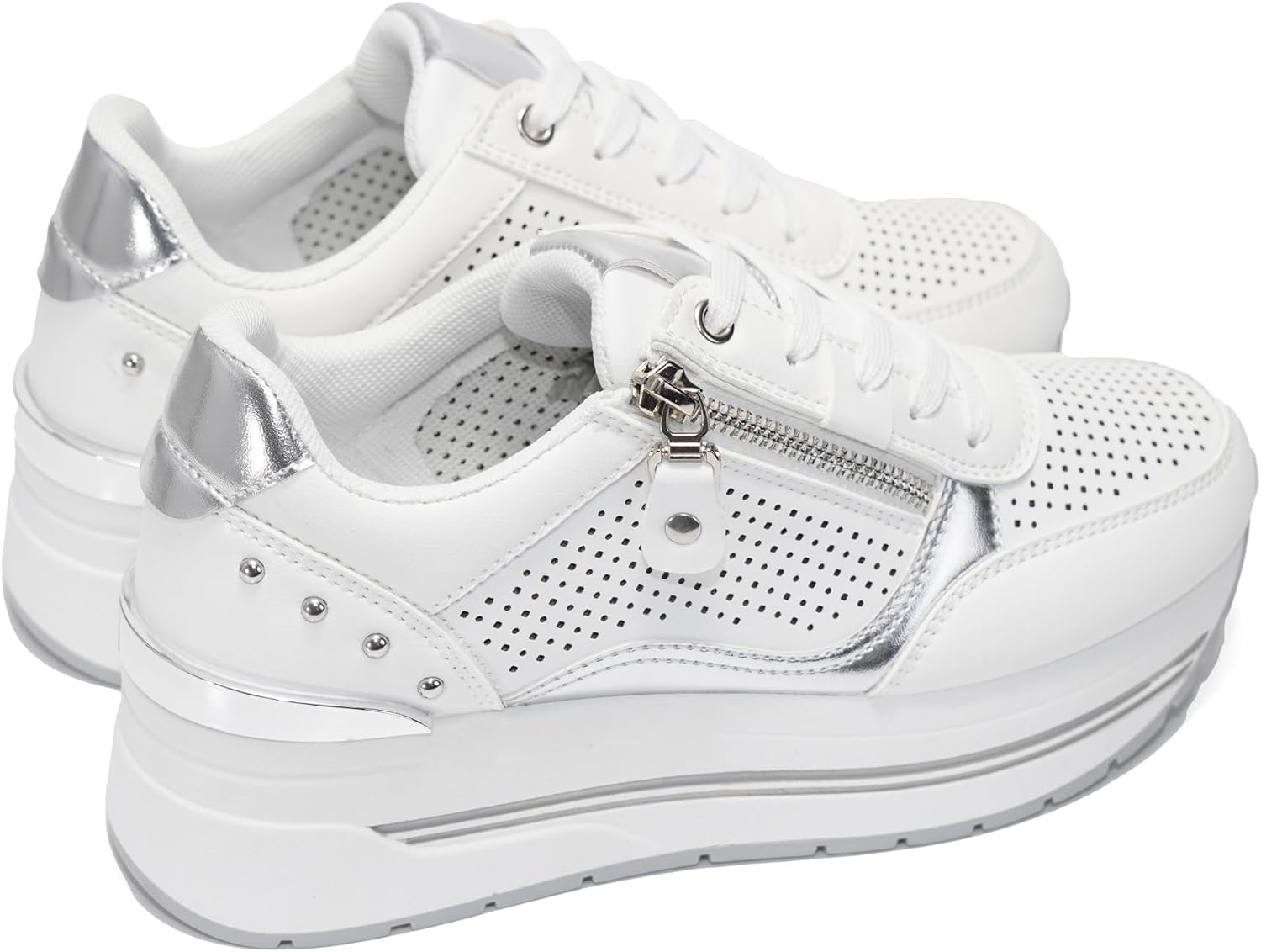 Detalle de JOMIX damessneakers met veters, plateauzool en gouden details