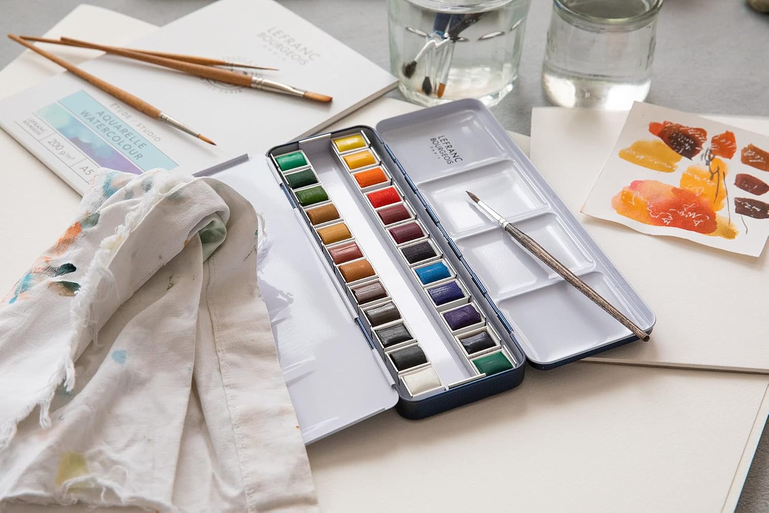 Detalle de Lefranc Bourgeois Aquarelle Fine Boite Metal De 24 Demi Godets – Ensemble de 25 pièces
