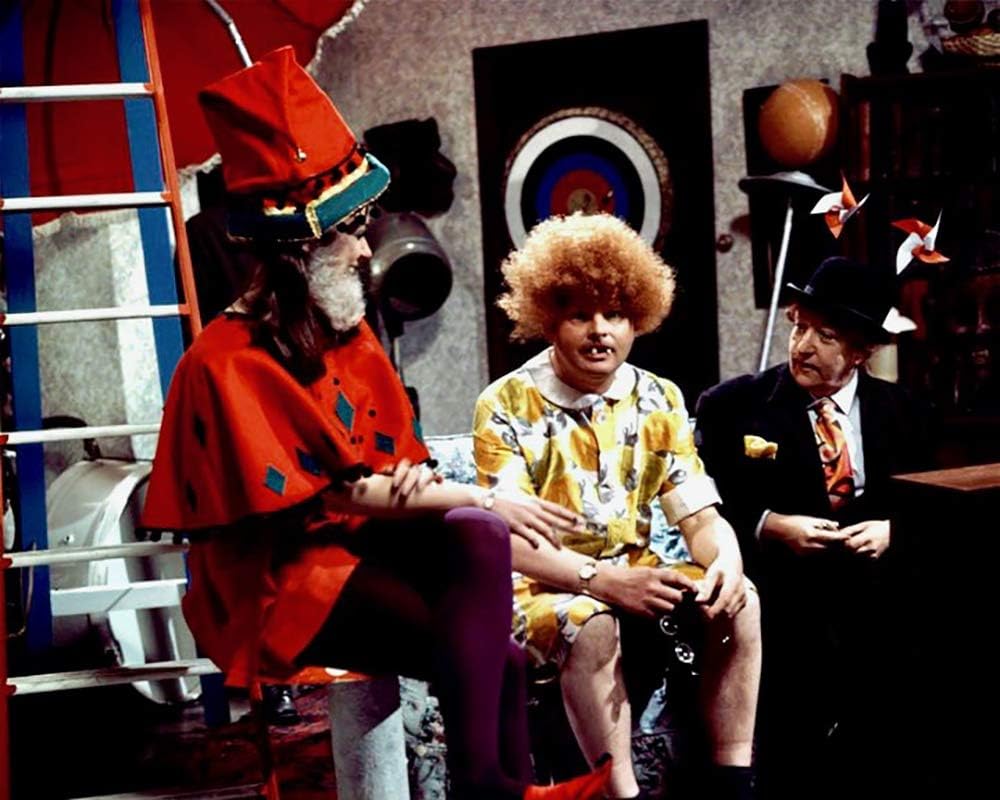 Thumbnail 4 de WME Film Klassiker „Die Benny Hill Show“ – alle 38 deutsch synchronisierten Folgen + Bonusfolge (8 DVDs)