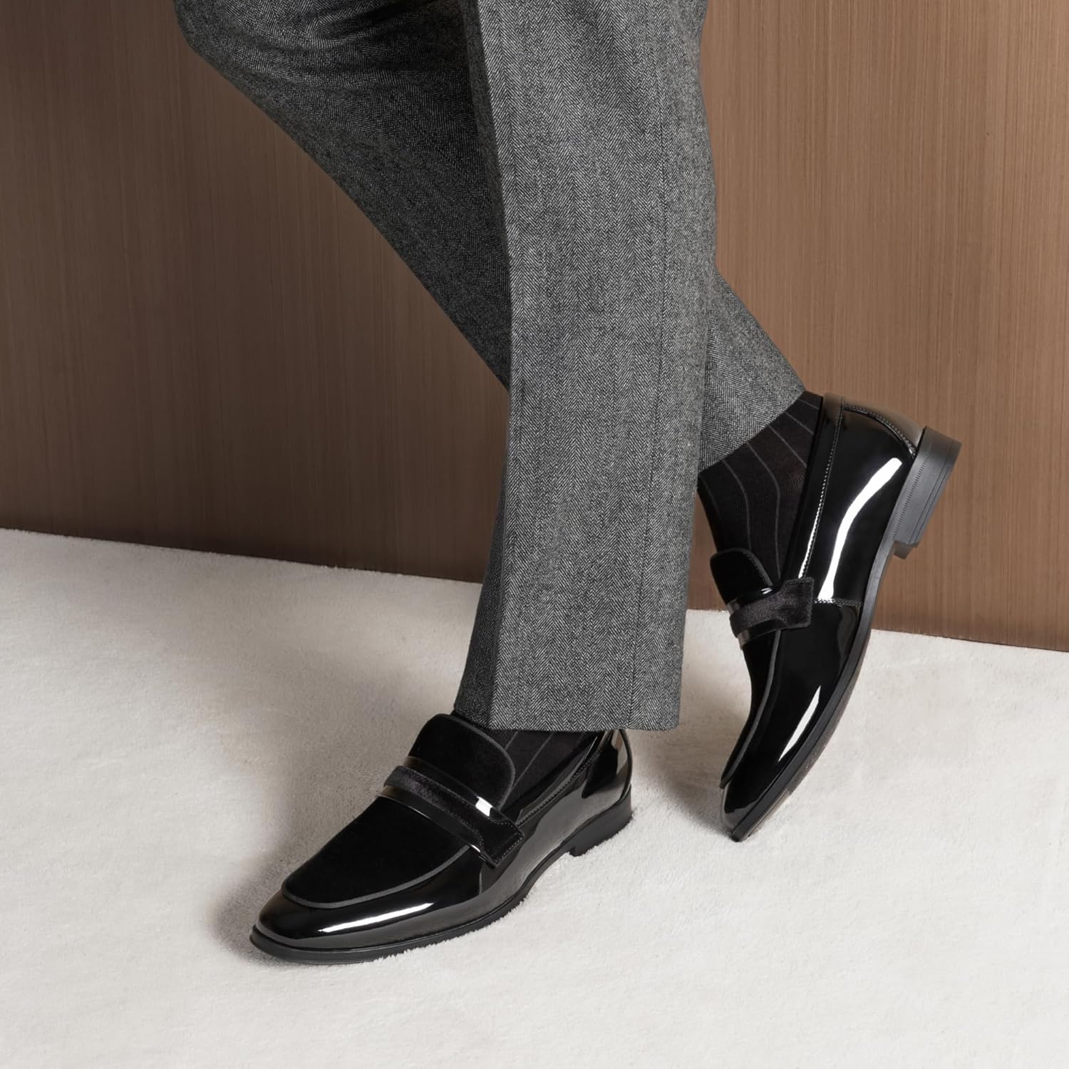 Thumbnail 1 de Bruno Marc Tuxedo Patent Loafers Velvet dress shoes