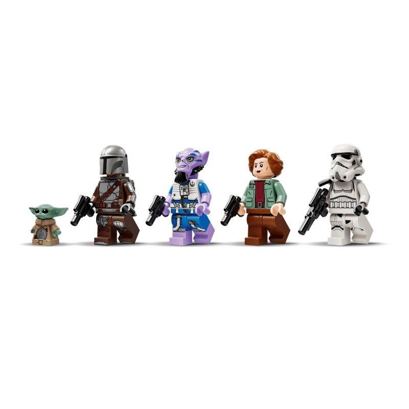 Detalle de LEGO Star Wars The Razor Crest 75447 – 930 piezas
