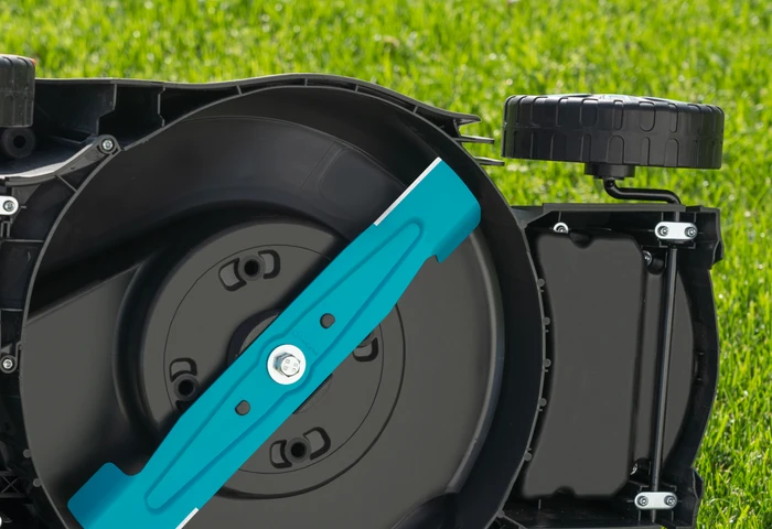 Thumbnail 5 de GARDENA PowerMax 32/18V P4A Solo Akku-Rasenmäher für bis zu 200 m²