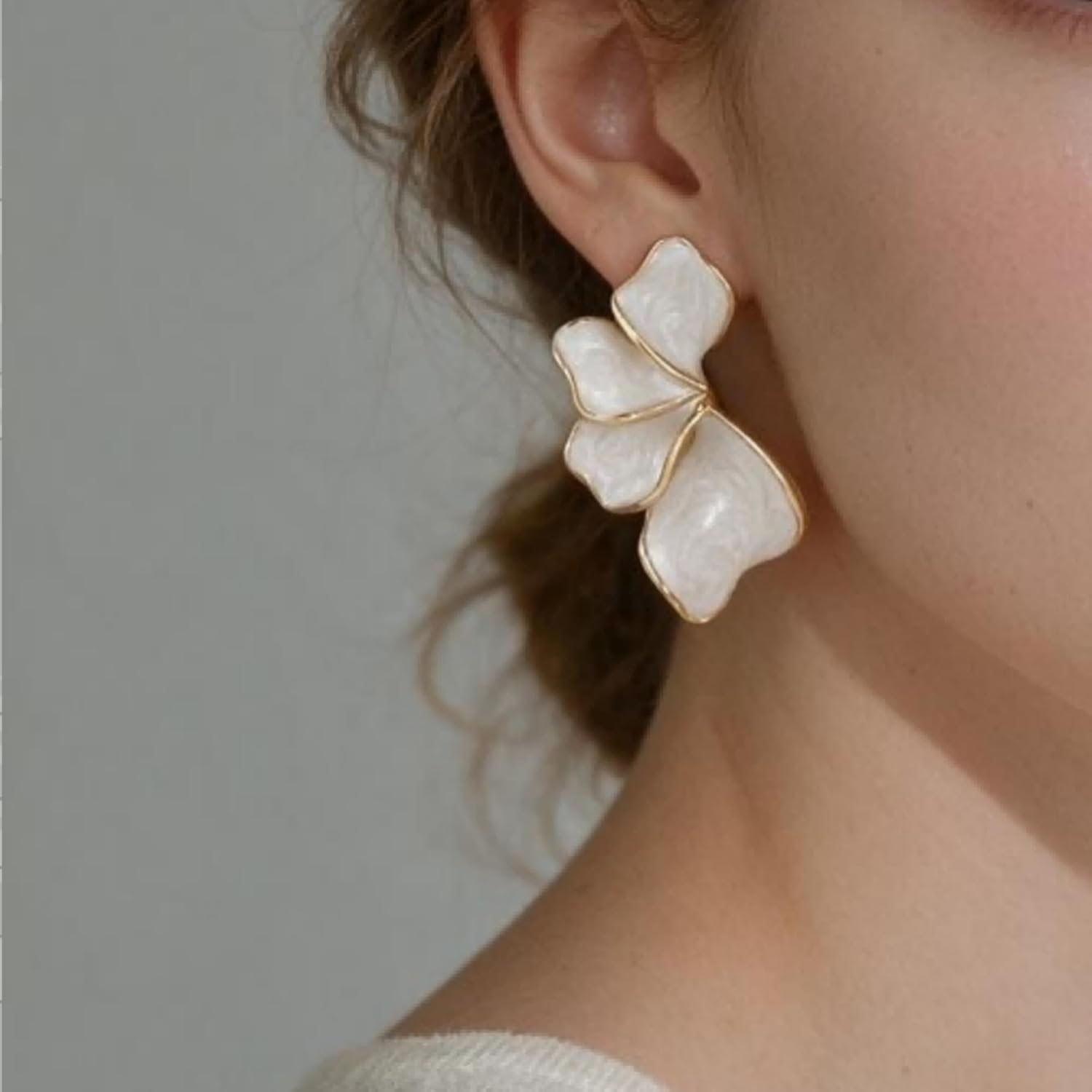 Detalle 1 de Gold-Plated Flower Earrings, Large Floral Design