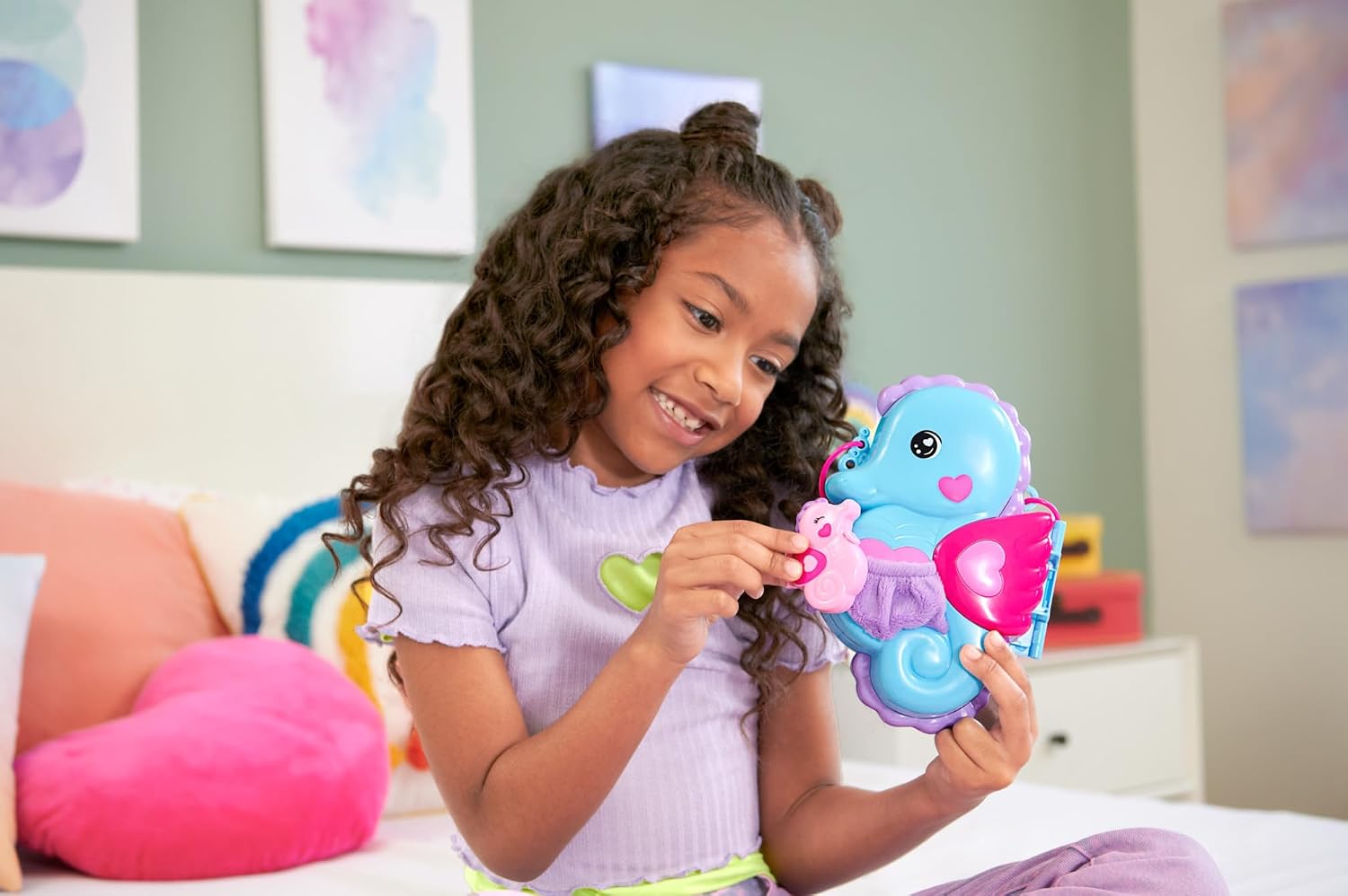 Detalle 2 de Polly Pocket HWP03 Caballito de mar y bebé 🧜♀