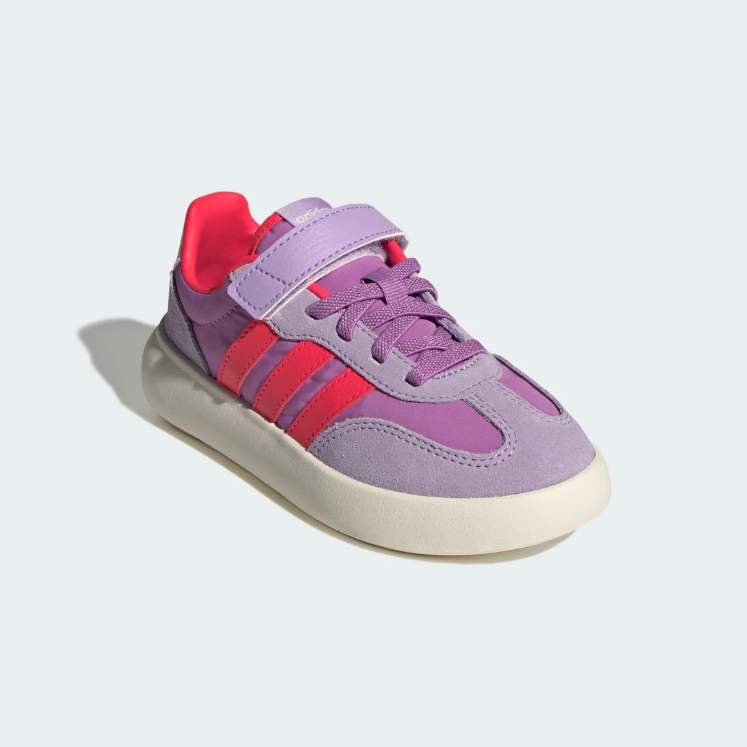 Detalle 2 de Zapatilla Barreda Decode de Adidas en violeta: comodidad para el día a día