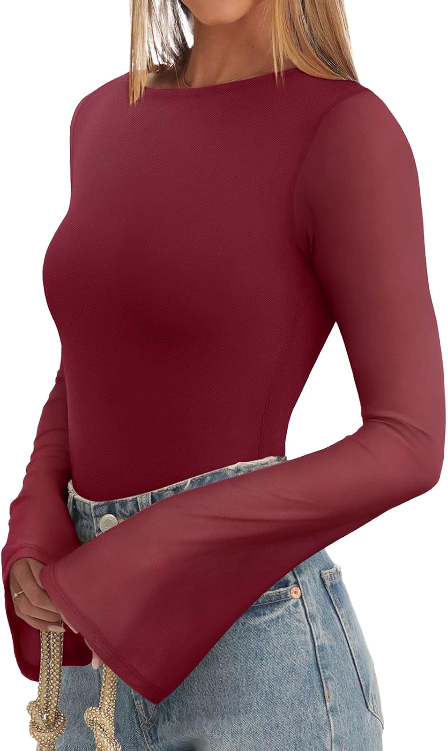 Detalle 2 de LACOZY Long Bell Sleeve Crop Top