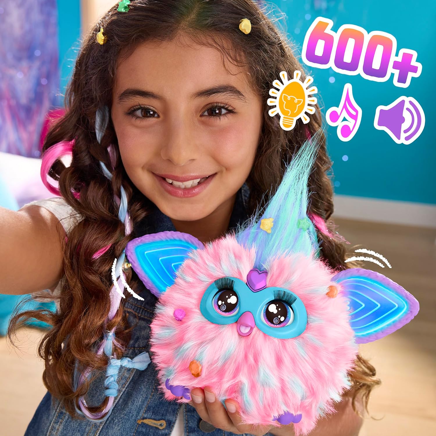 Detalle 2 de Furby Cotton Candy interactive plush 15 cm