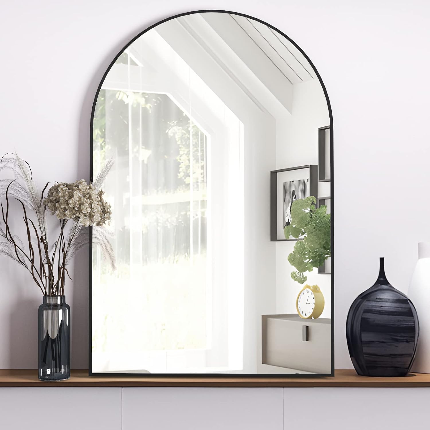 Detalle de NEUWEABY Miroir mural arqué noir 50 x 75 cm avec cadre métallique