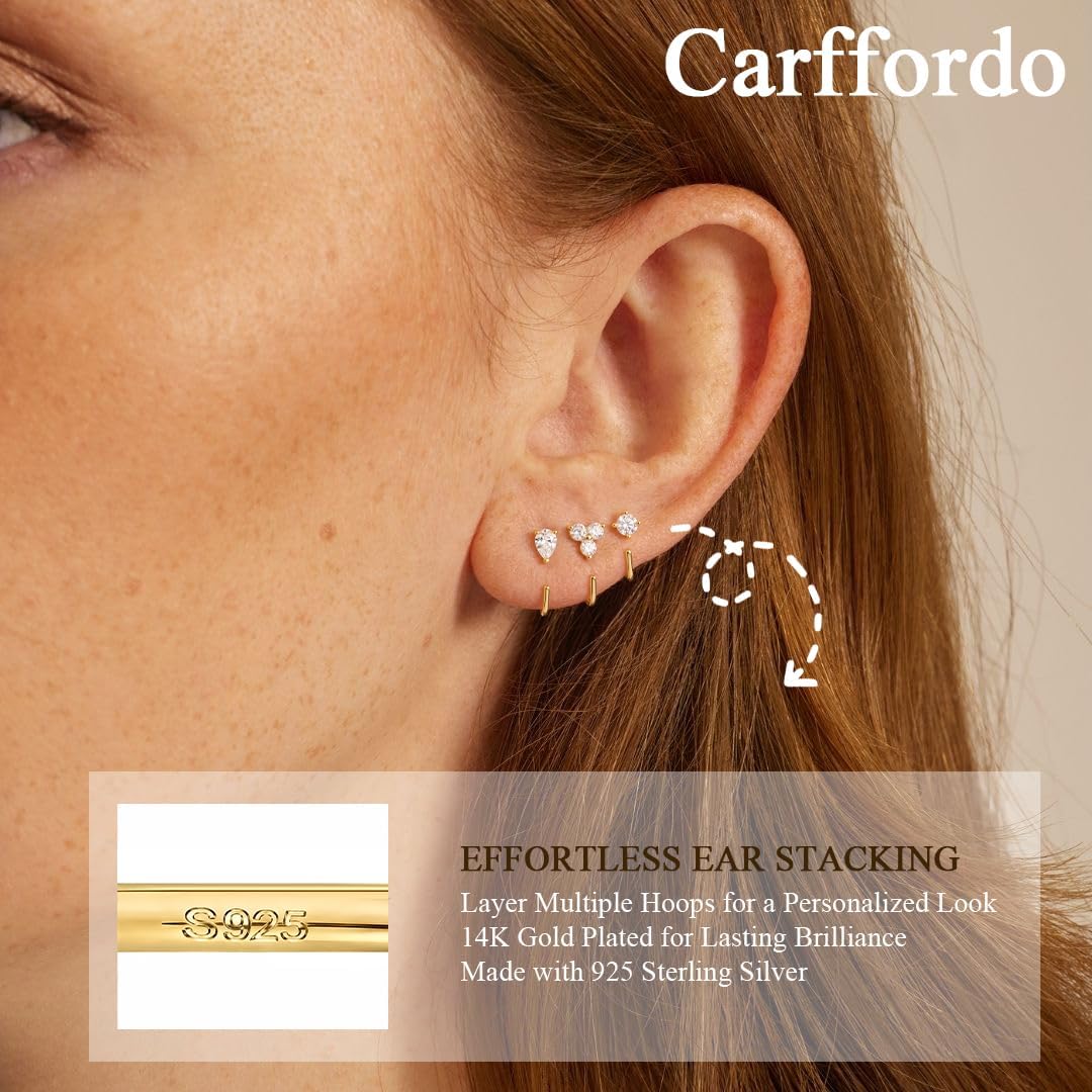 Detalle de Carffordo Huggie Earrings in 925 Sterling Silver