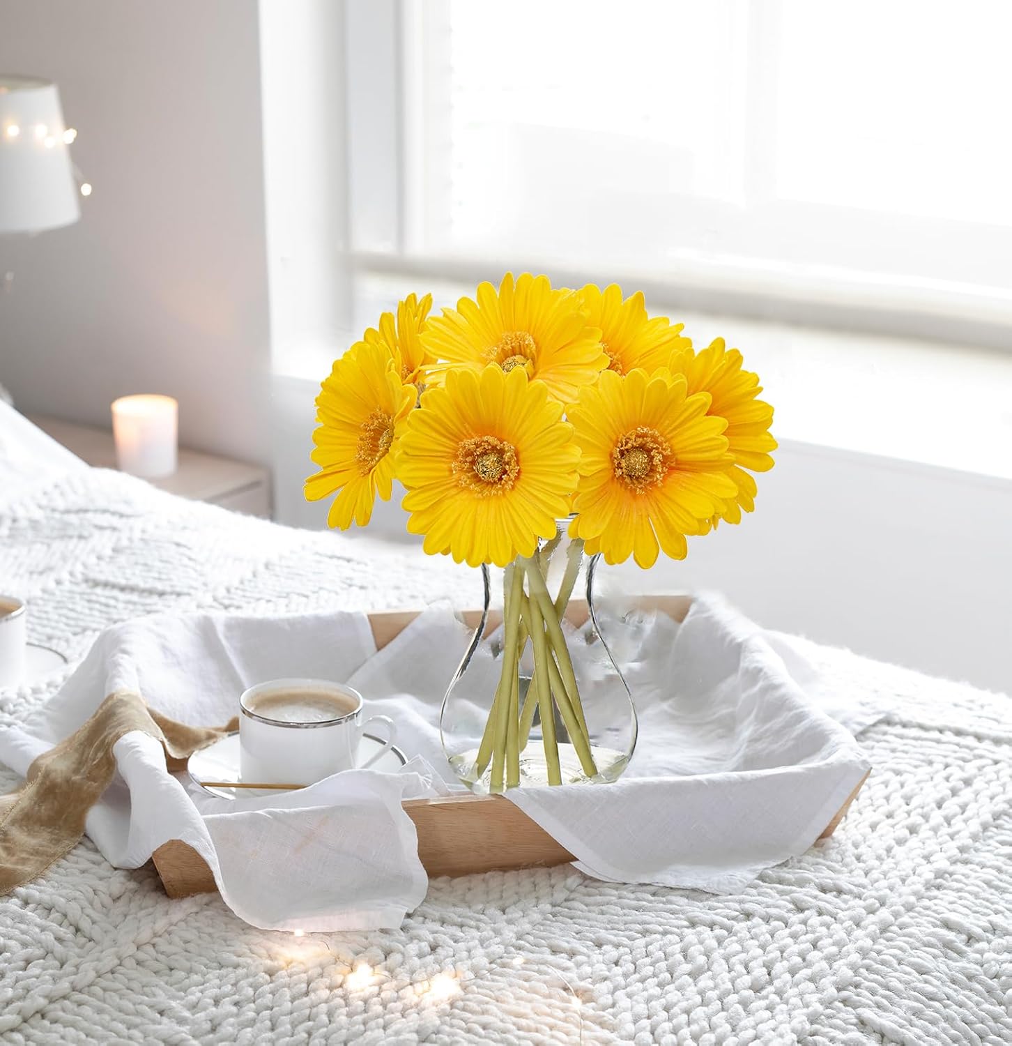 Thumbnail 4 de Sturdy 7-Piece Artificial Daisies with Glass Vase