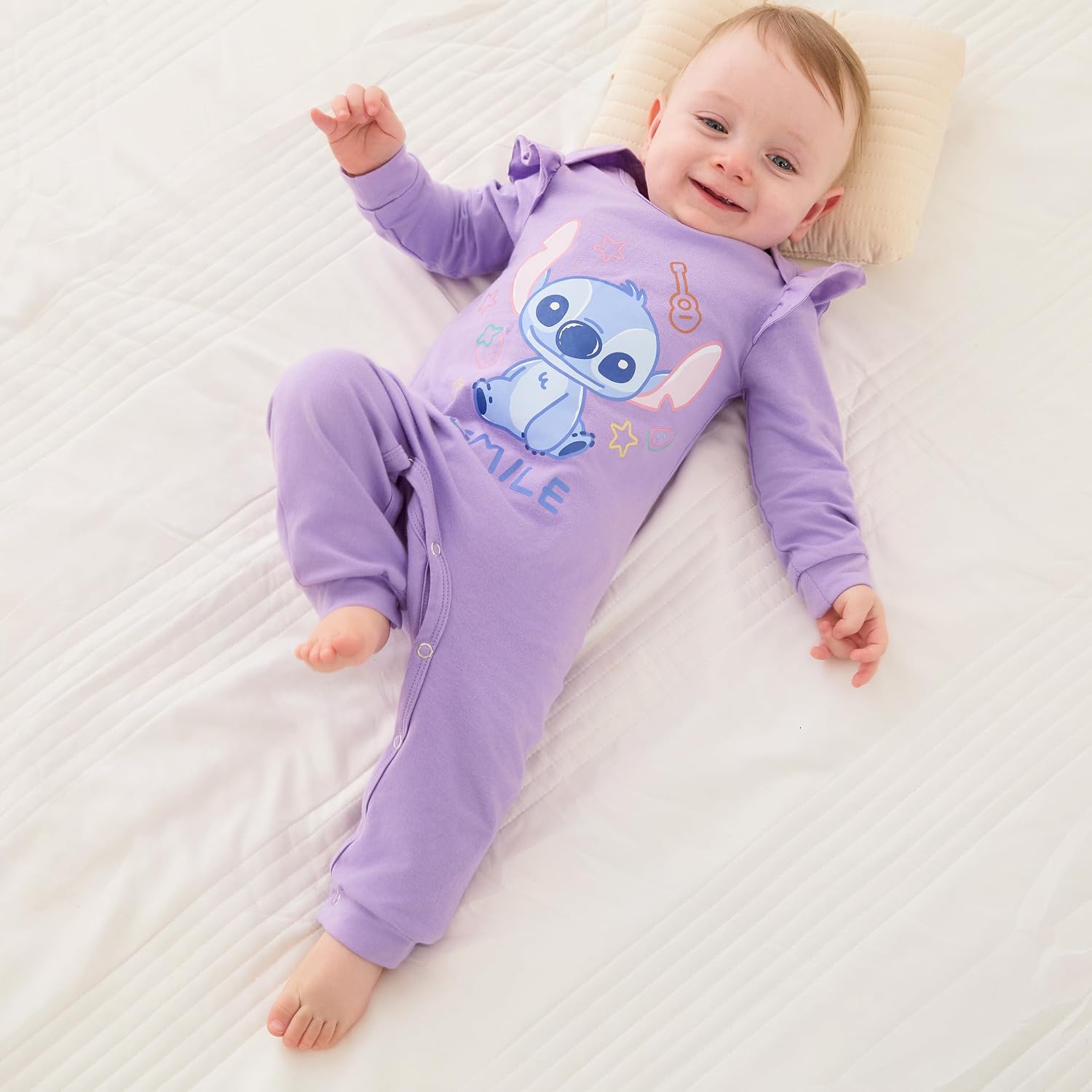 Detalle 2 de Disney Cotton-Blend Baby Romper
