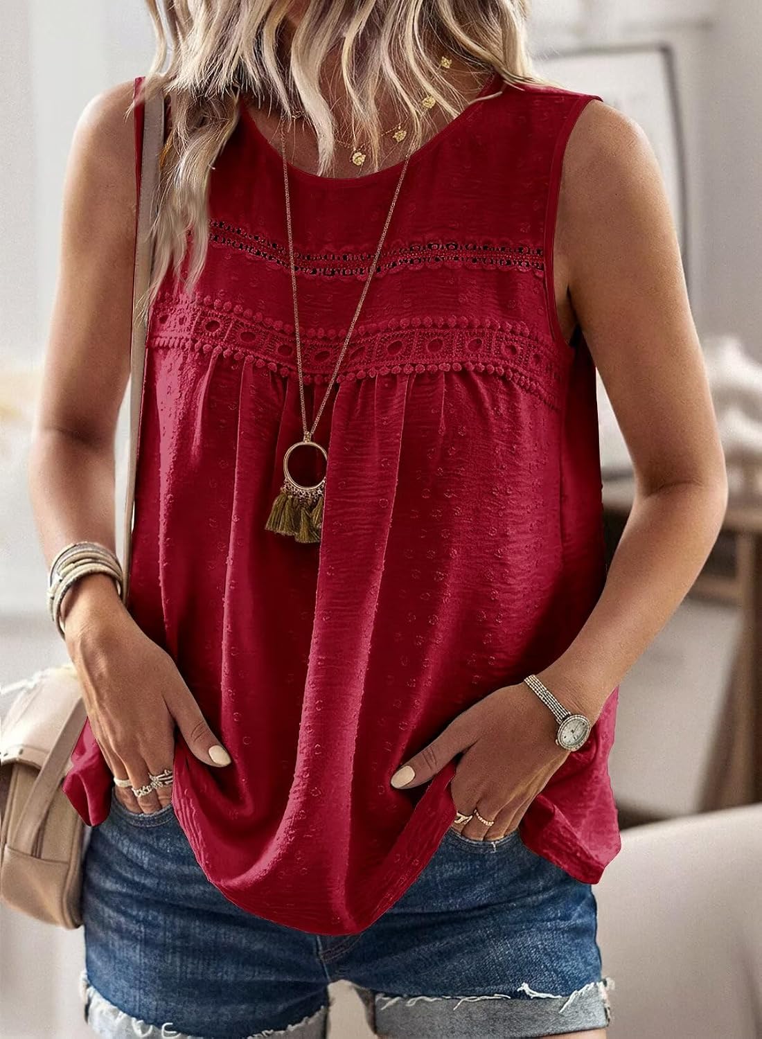 Detalle de Falechay Women's Summer Boho Crochet Lace Sleeveless Tank Top