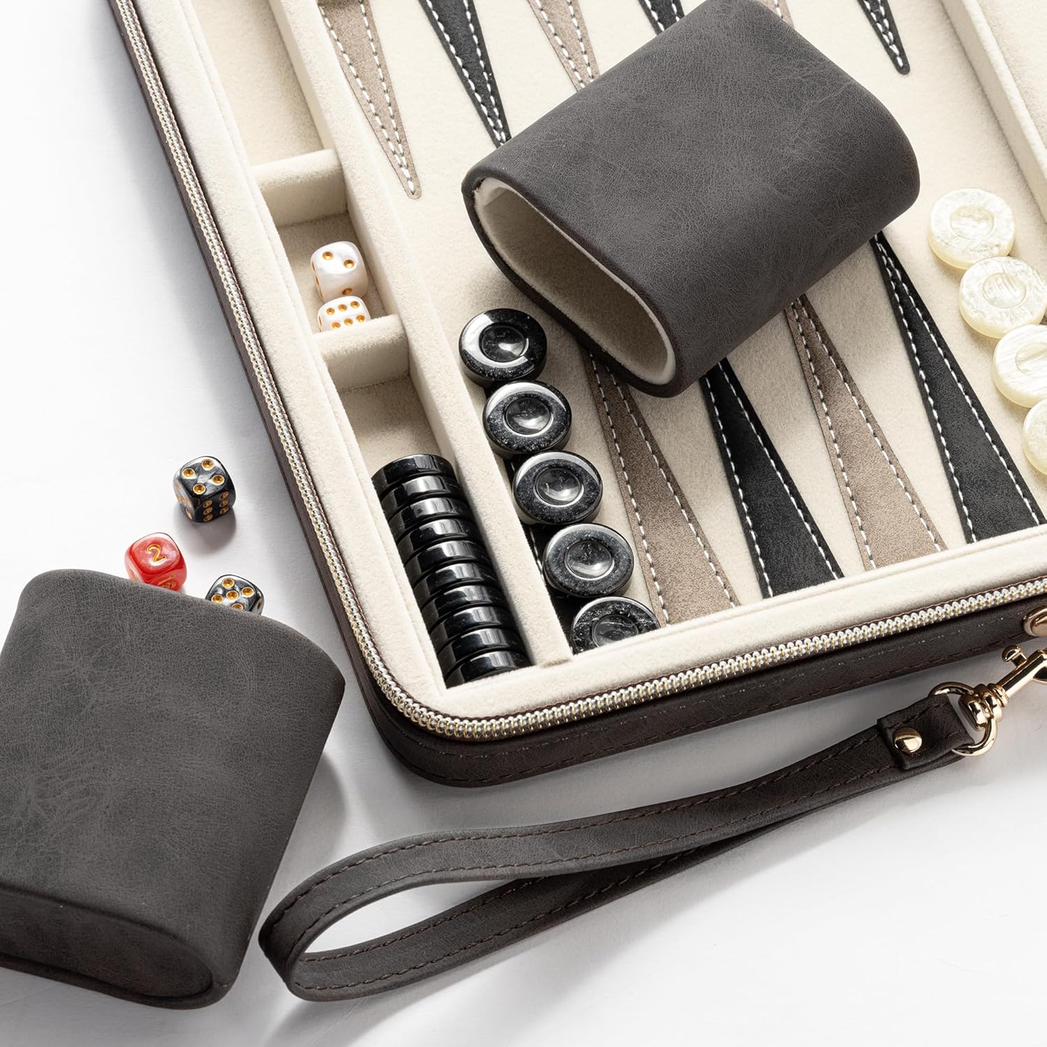 Thumbnail 3 de Backgammon-Set für Erwachsene – Tragbares Reise-Backgammon mit Kunstlederkoffer und 30 Horn-Checkern