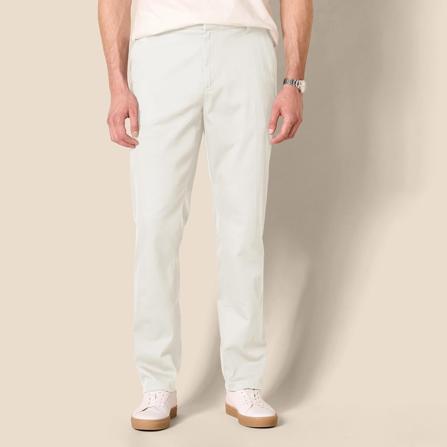 Thumbnail 4 de Amazon Essentials men’s slim-fit wrinkle-resistant flat-front stretch chino trousers