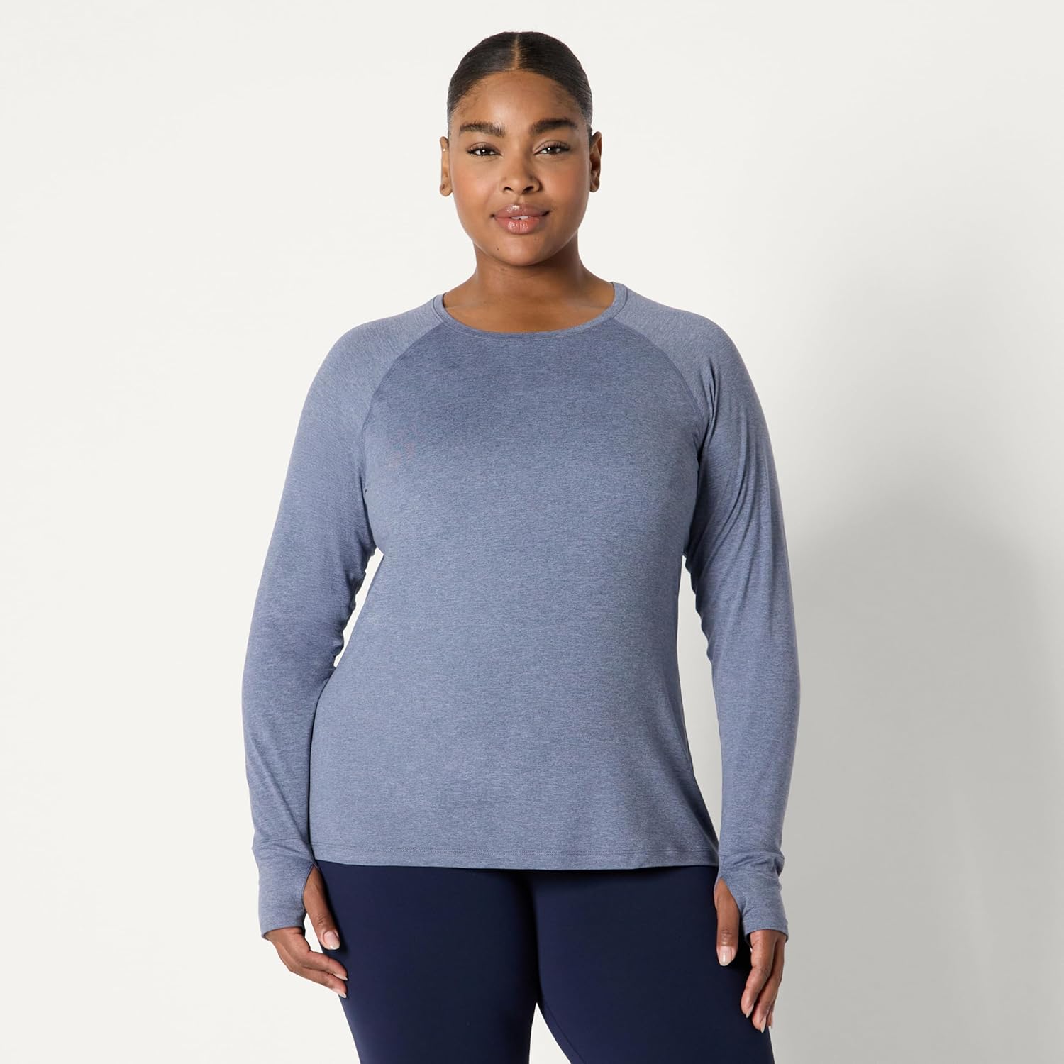 Thumbnail 5 de Amazon Essentials Women’s Soft Performance Lightweight Stretch Long-Sleeve Workout Top