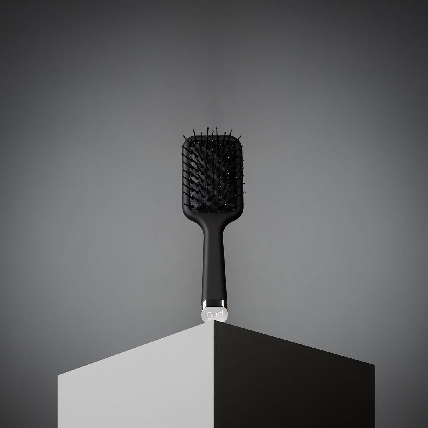Detalle 2 de ghd The Mini All-rounder spazzola piatta da viaggio 💇♀