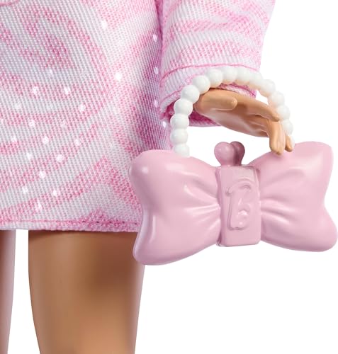 Thumbnail 3 de Barbie Deluxe Style Muñeca n. 9 con traje vaquero rosa y accesorios - JJN69