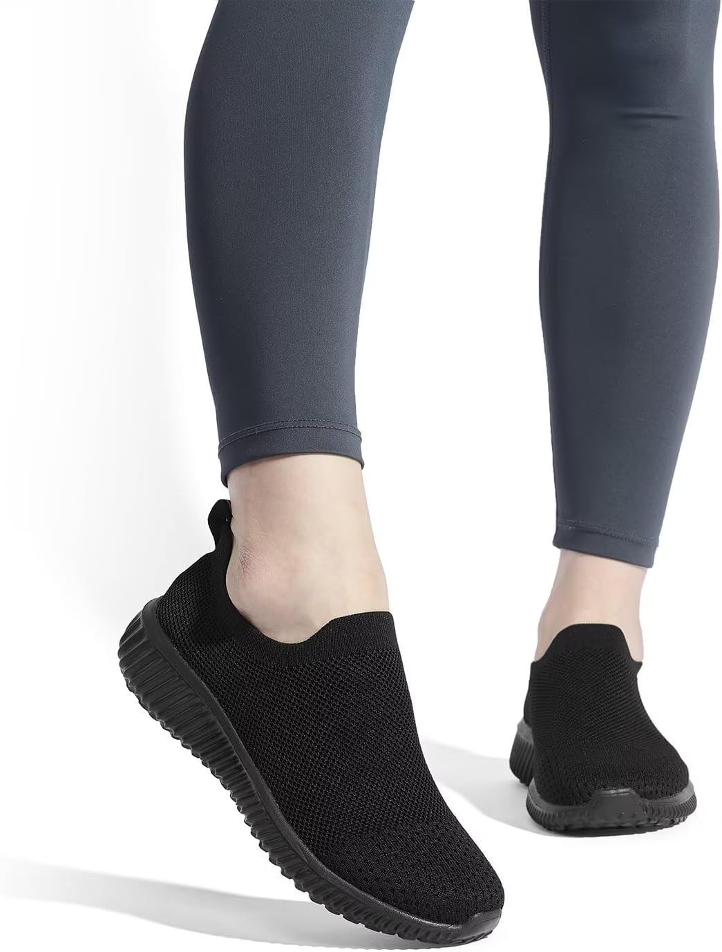 Thumbnail 1 de TIOSEBON Women's Slip On Trainers: Comfortable Memory Foam Breathable Mesh Sneakers