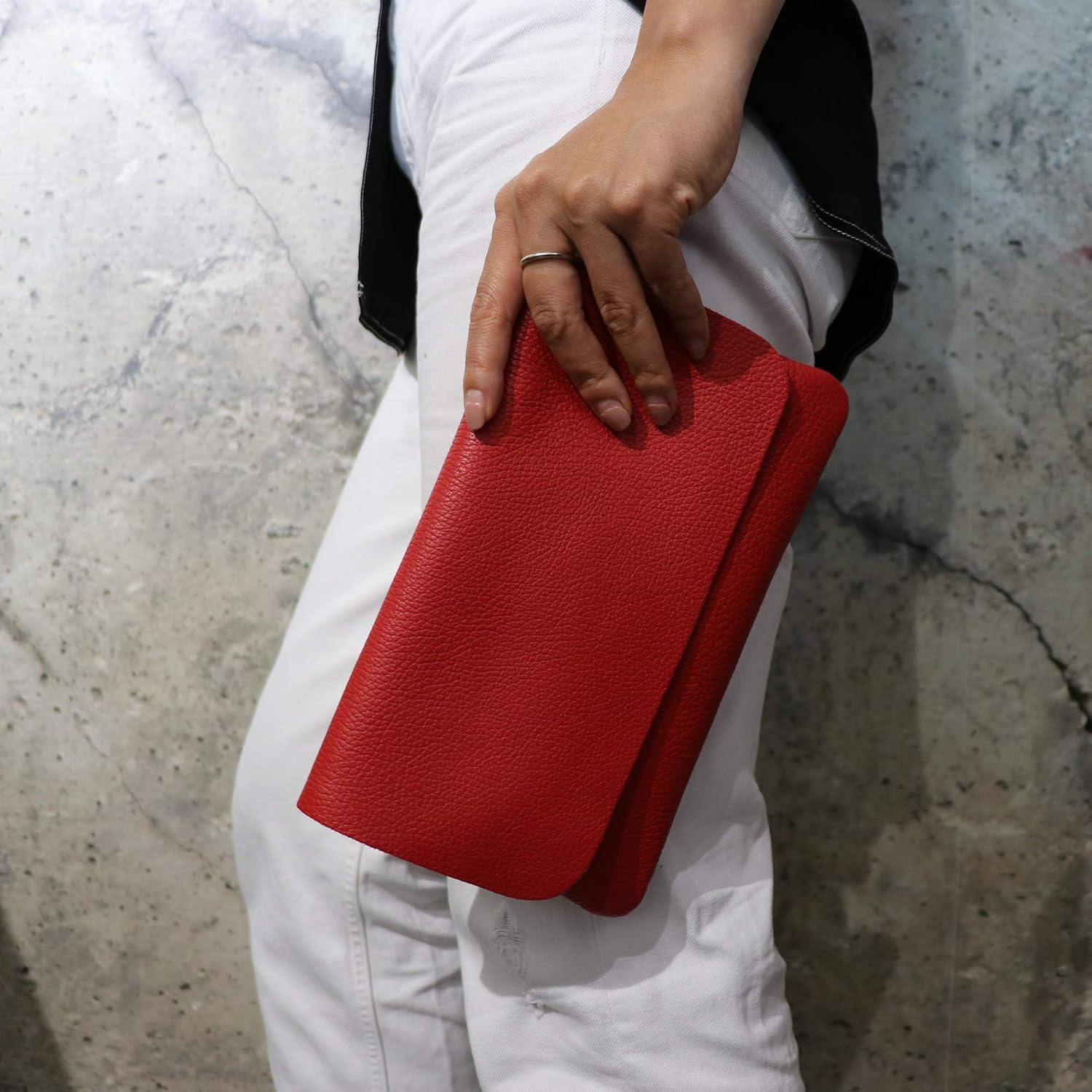Detalle 2 de SH Leder Ely G149: Borsa a tracolla in vera pelle 24,50 x 15 cm