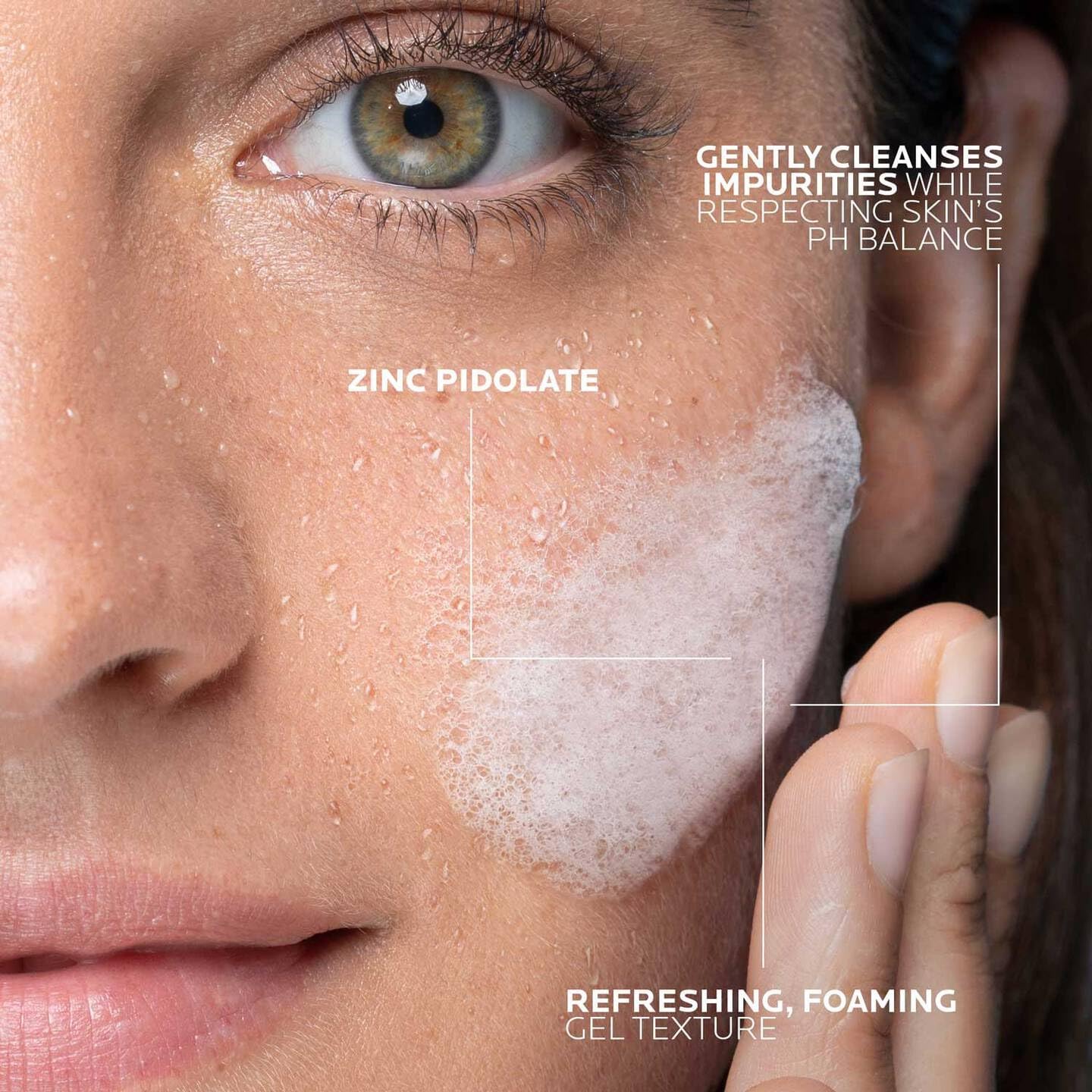 Detalle de La Roche-Posay Effaclar RP1991 zuiverende schuimende reinigingsgel met pomp, 400 ml