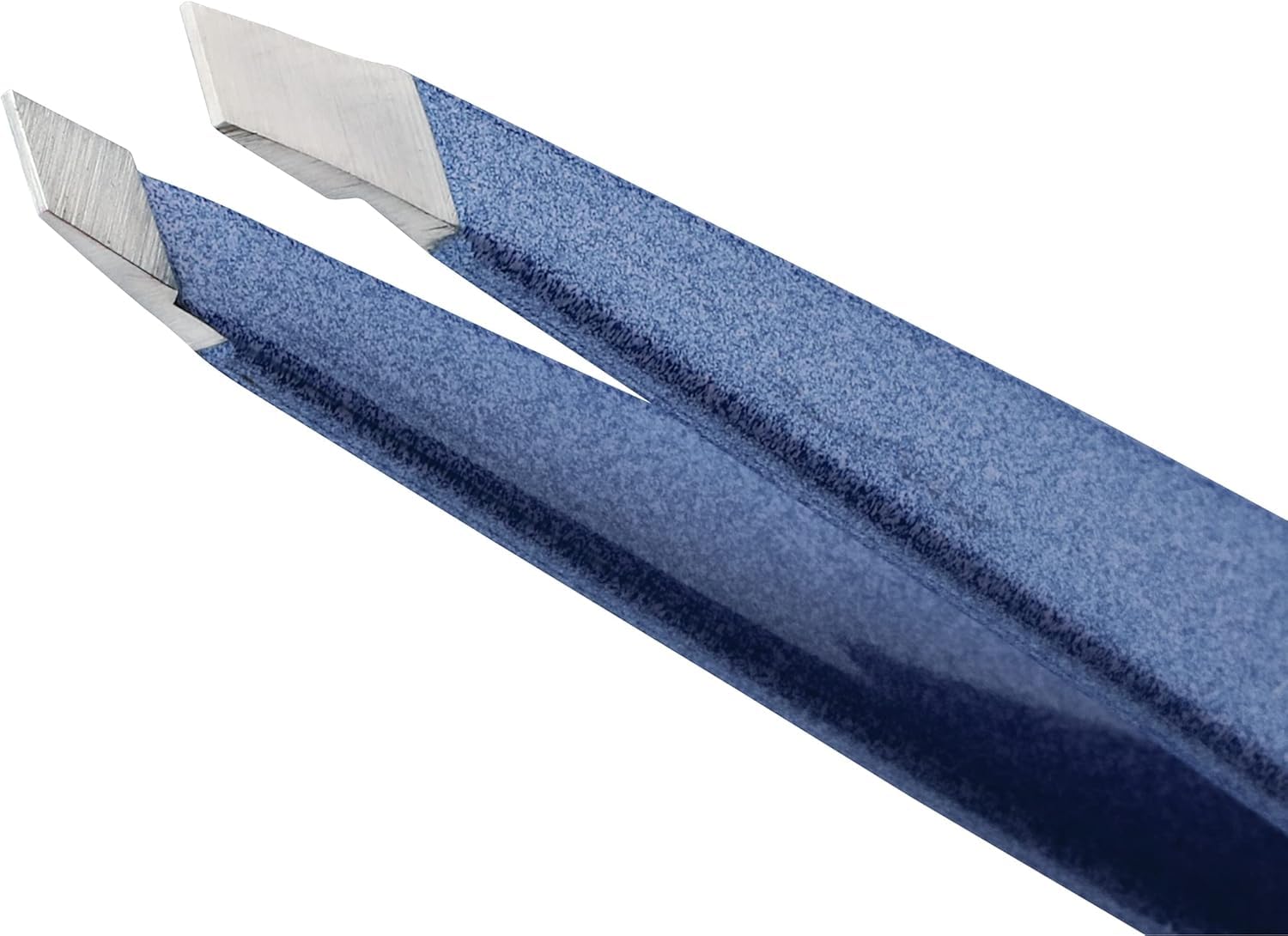 Detalle 2 de Tweezerman Slant Tweezer 25° eyebrow tweezers 💄