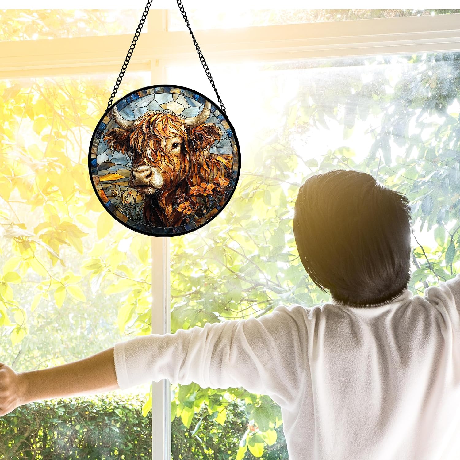 Detalle 2 de DASTOLL Scottish Highland Cow Stained Glass Suncatcher, 9.8-Inch Hanging