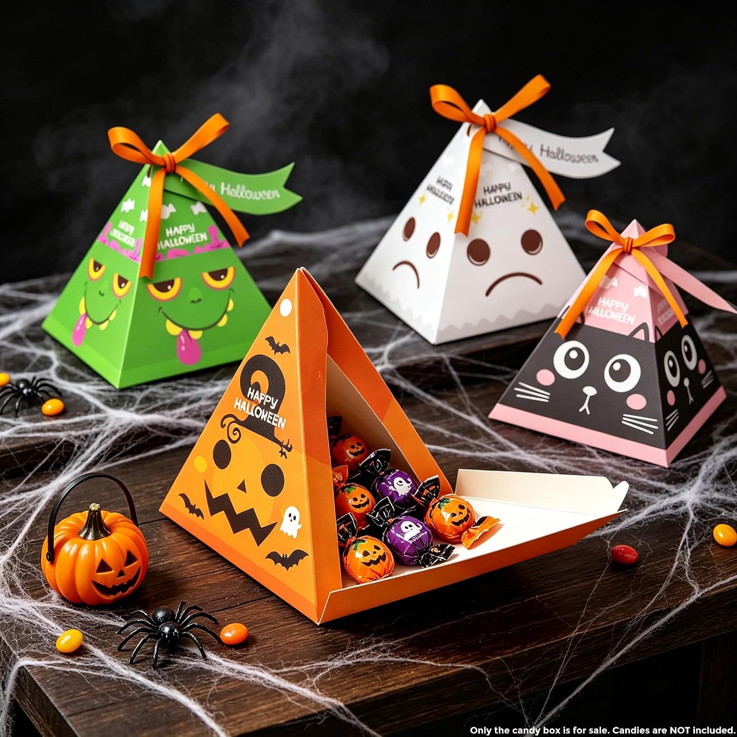 Detalle de Halloween Treat Boxes, 3.5-Inch Pyramid Set