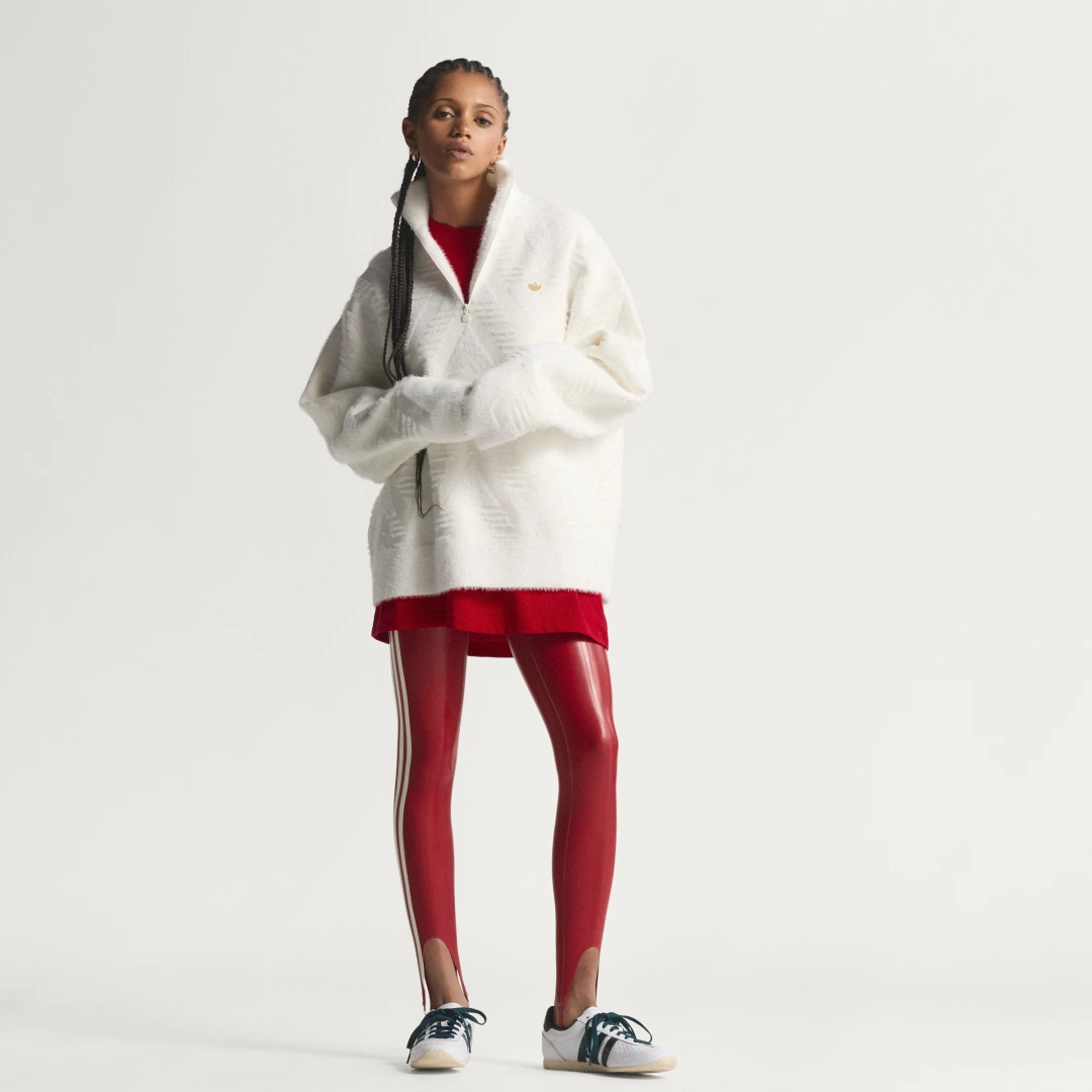 Detalle de Adidas Sudadera de punto con cremallera hasta el pecho – color Blanco