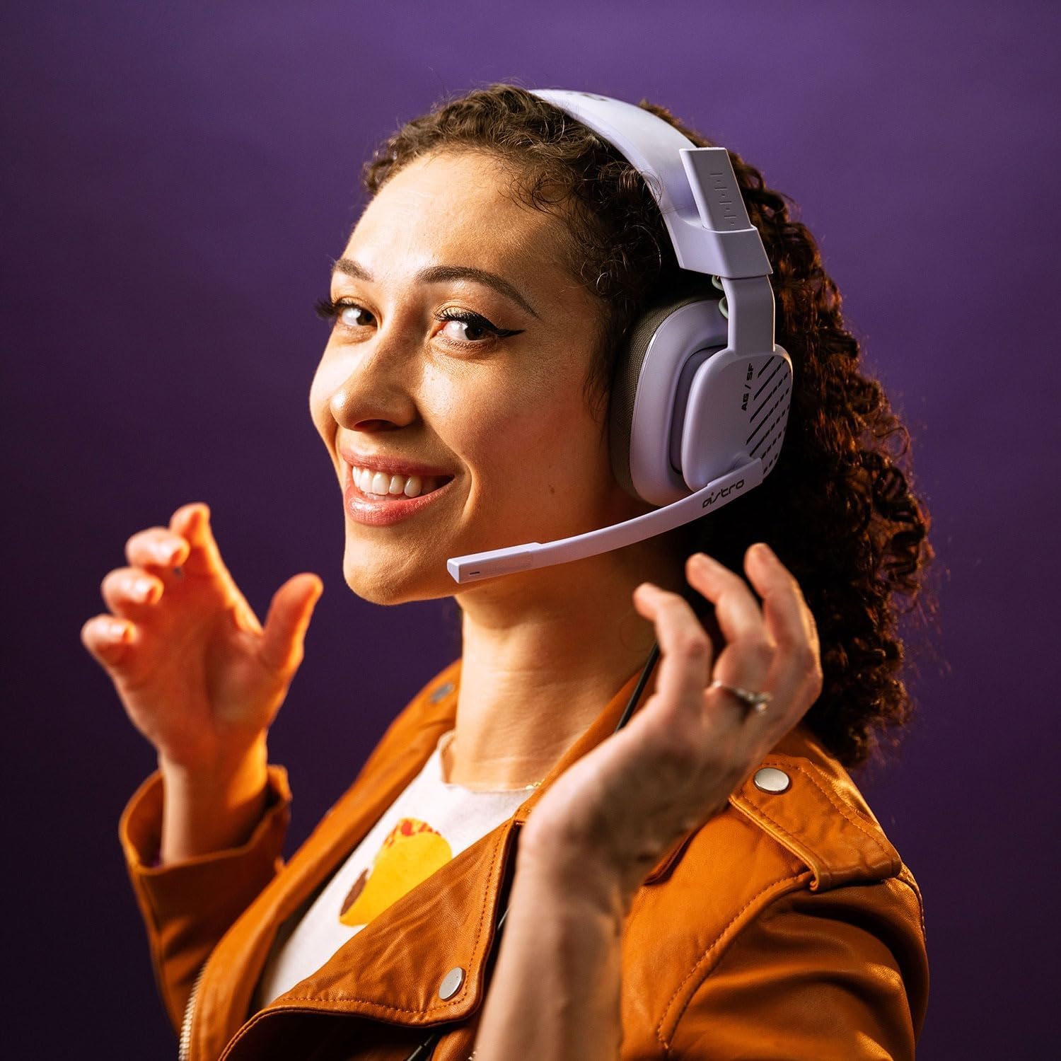 Detalle 2 de ASTRO Gaming A10 Gen 2 Wired Gaming Headset, Lilac, 32 mm Drivers
