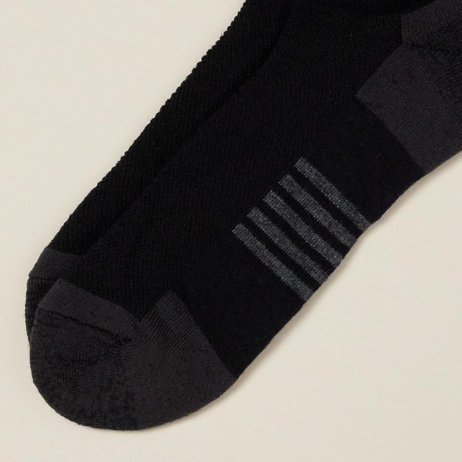 Thumbnail 2 de Amazon Essentials Funktions-Sport-Socken für Herren (No-Show), gepolstert, 6 Paar