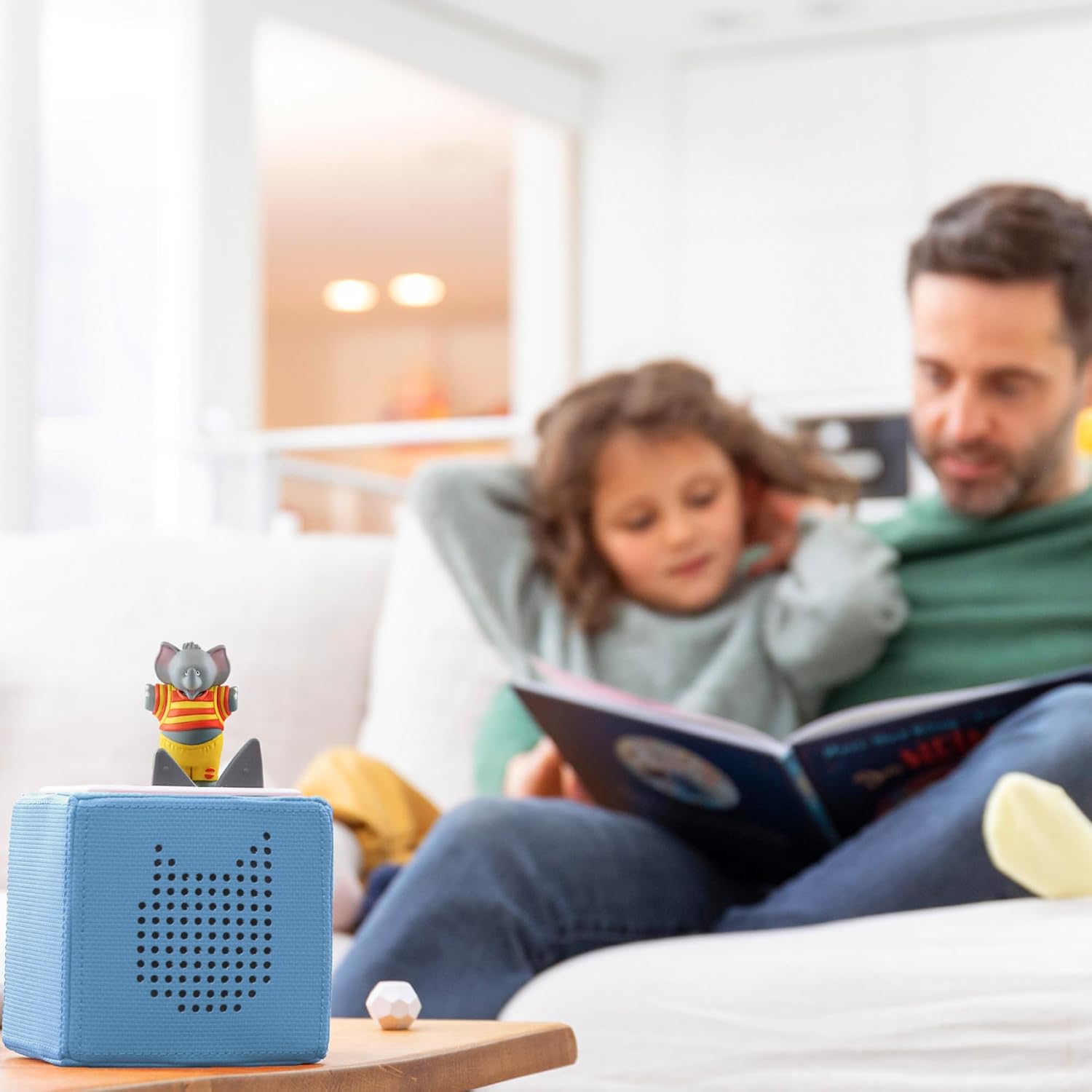 Detalle 2 de tonies The Large Family Audio Character – Audiobooks for Children
