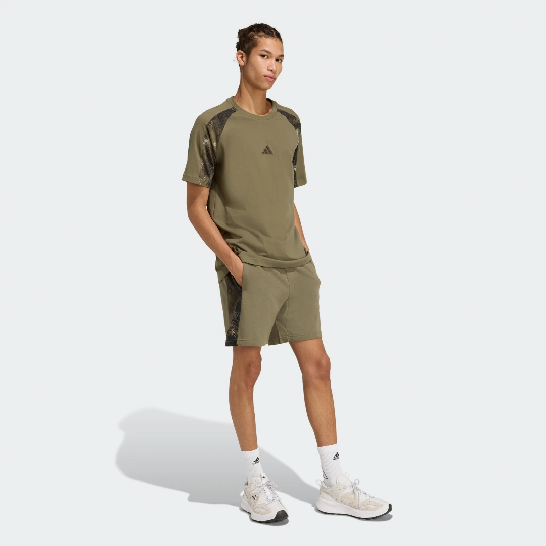 Thumbnail 2 de Adidas camiseta verde con estampado de camuflaje