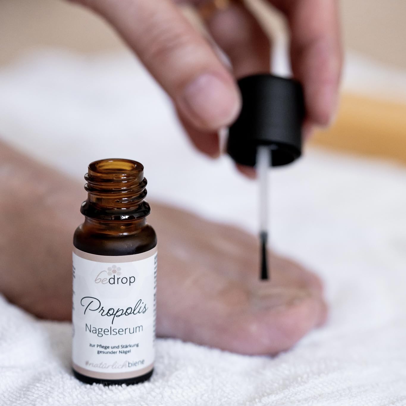 Thumbnail 6 de bedrop Propolis Nagelserum 10 ml Nagelöl zur Pflege 💅
