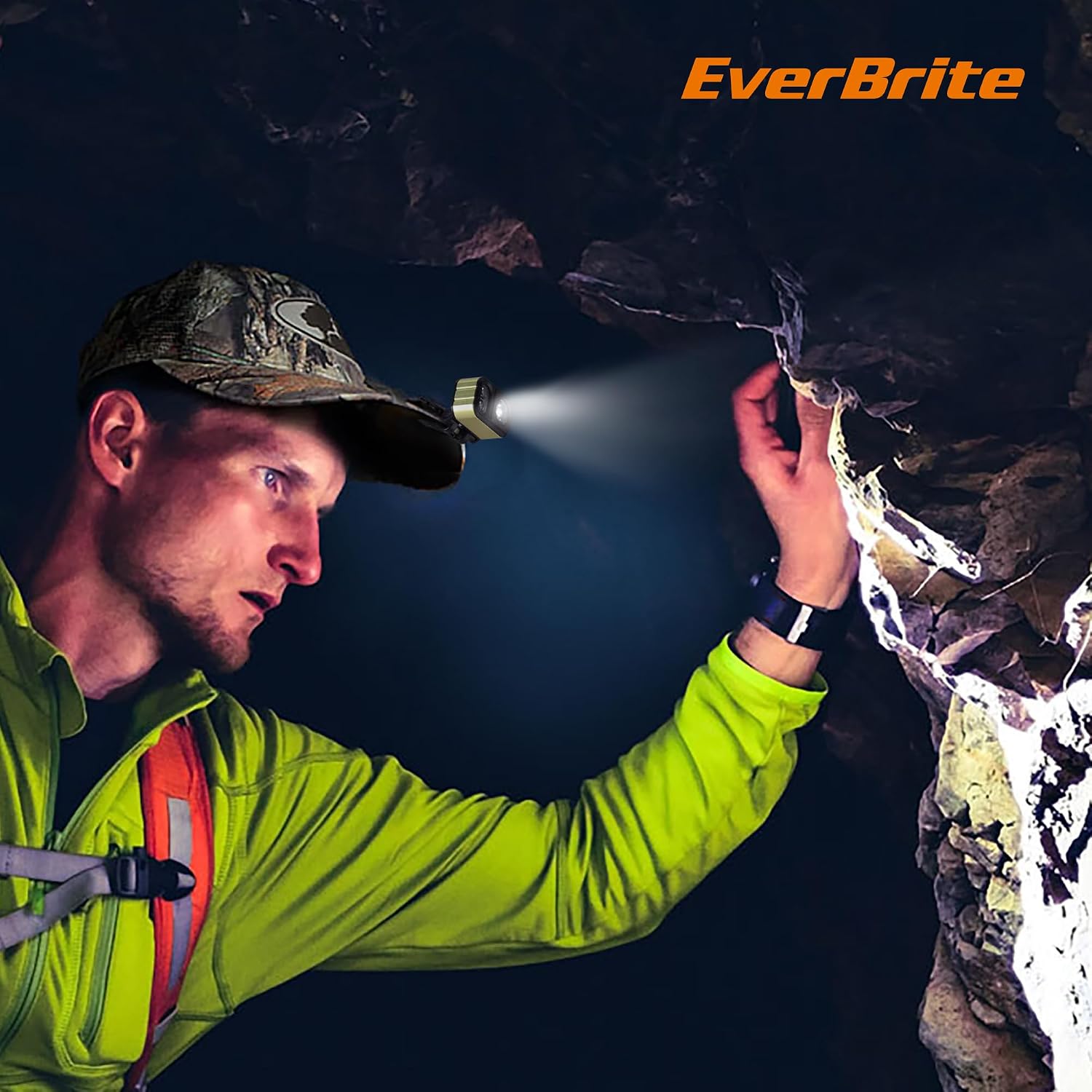 Detalle 2 de EverBrite Lampe frontale 400 lm rechargeable pour randonnée
