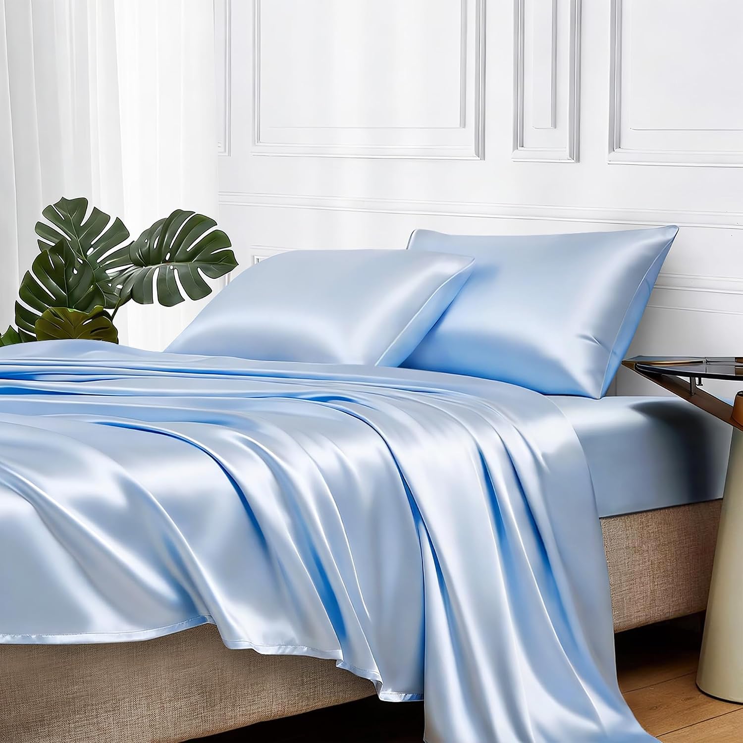 Detalle de MR&HM Satin Bed Sheets Full Size 4-Piece Set with 15-Inch Deep Pocket (Light Blue)