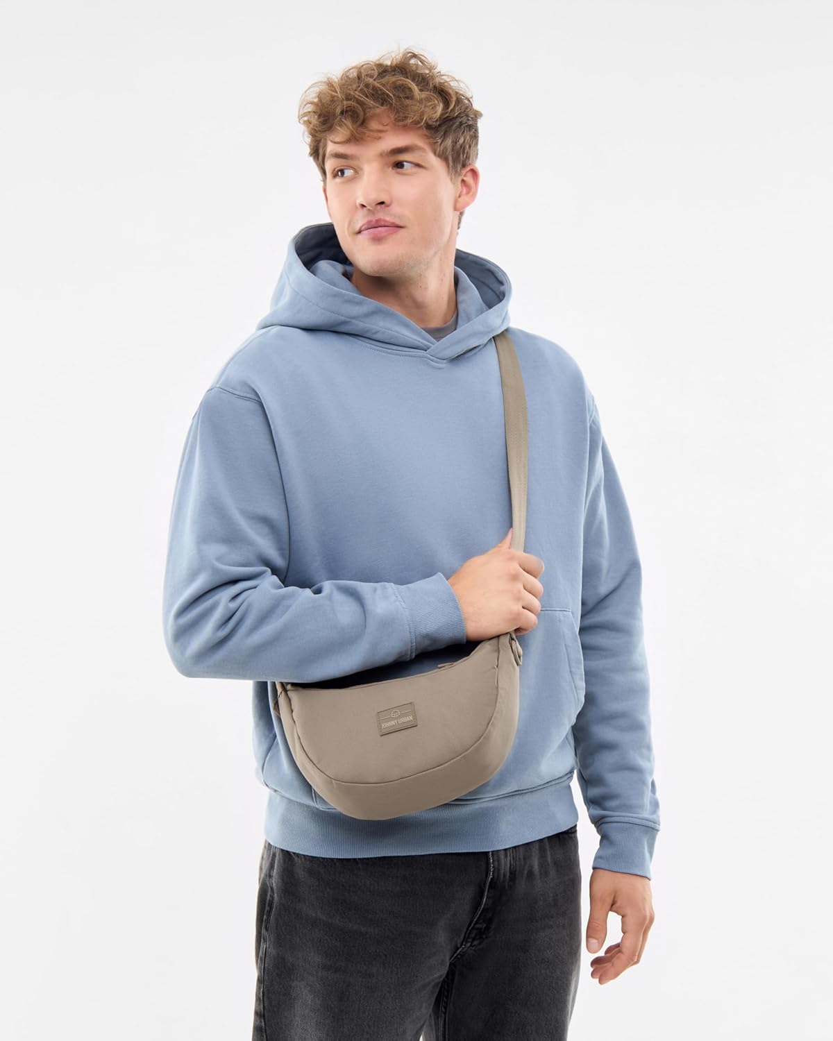 Thumbnail 1 de Johnny Urban Ally Small Crossbody Bag (Umhängetasche) Grau – Halbmond-Design mit verstellbarem Gurt