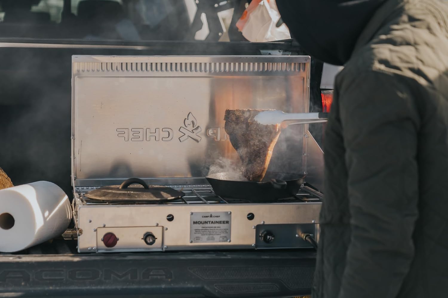 Thumbnail 5 de Camp Chef Mountaineer 2-Burner Camp Stove