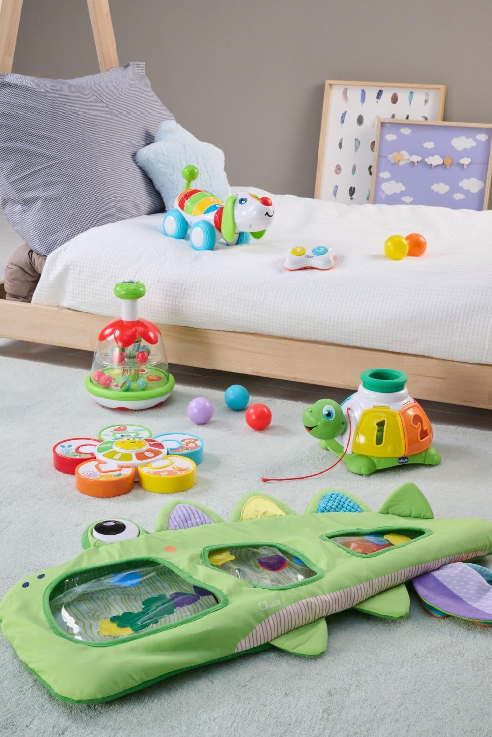 Detalle de Chicco Magica Trottola con Sfere Colorate, Pomello e Specchio Centrale – Gioco di Luce per Neonati e Bambini 6 Mesi-3 Anni