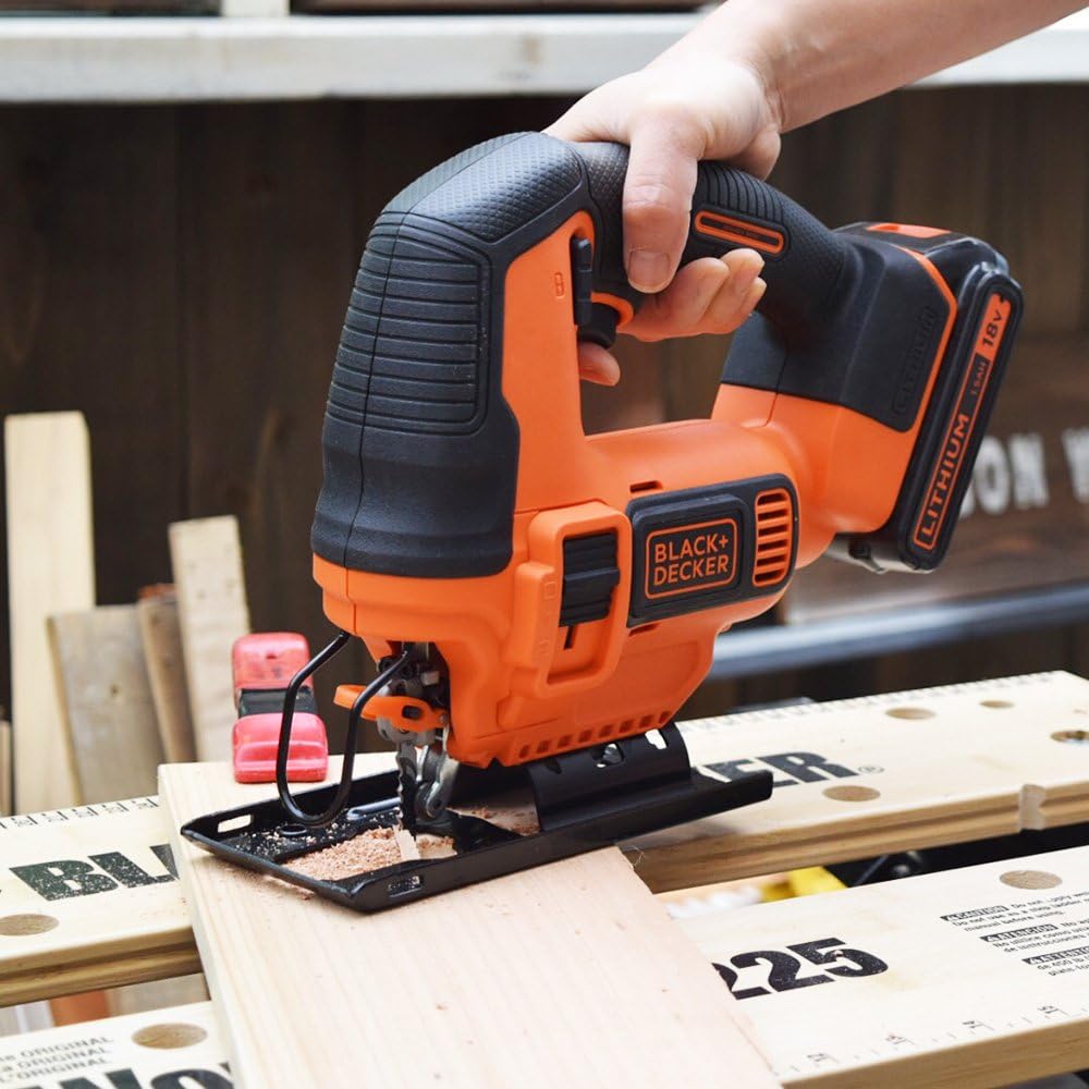 Thumbnail 4 de BLACK+DECKER BDCJS18 コードレスオービタルジグソー 18V ワンタッチ交換・最大45°角度調節