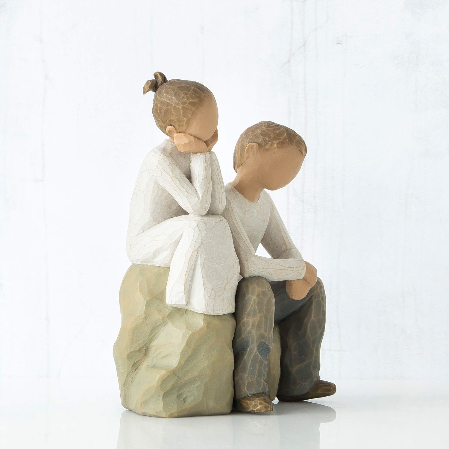 Detalle de Enesco 26187 Frère et Sœur — Figurine résine peinte à la main, 5 pouces