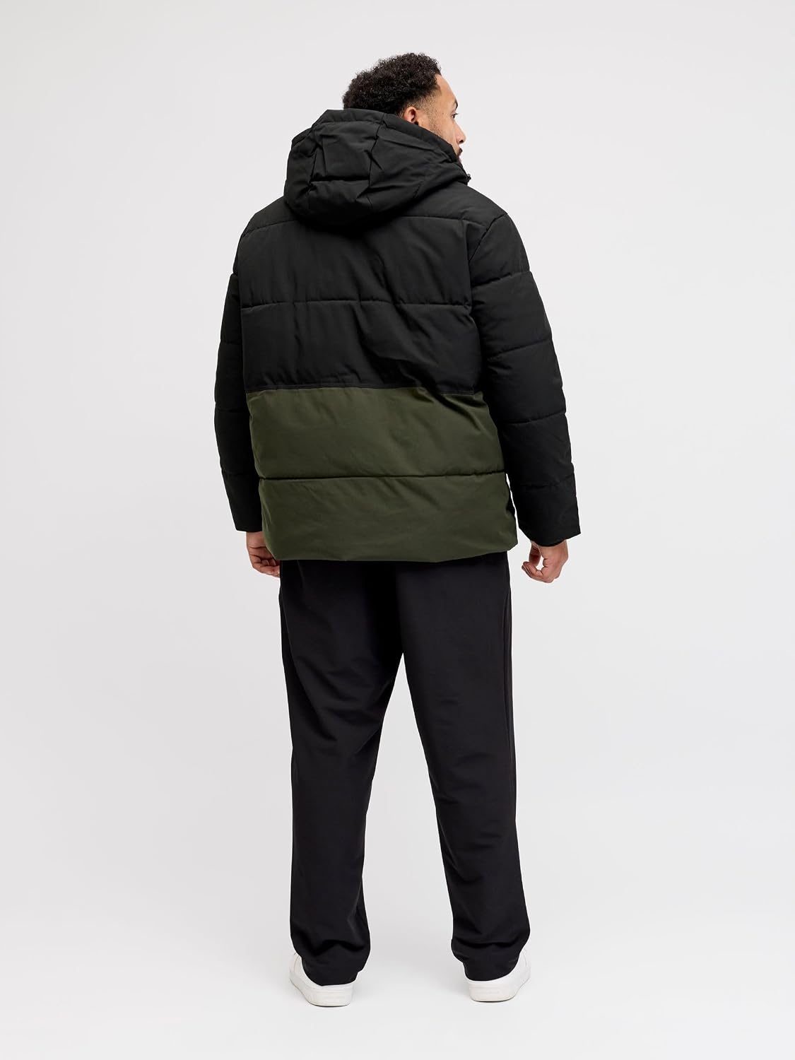Detalle de JACK & JONES Jjeowen puffer da uomo con cappuccio e chiusura imbottita