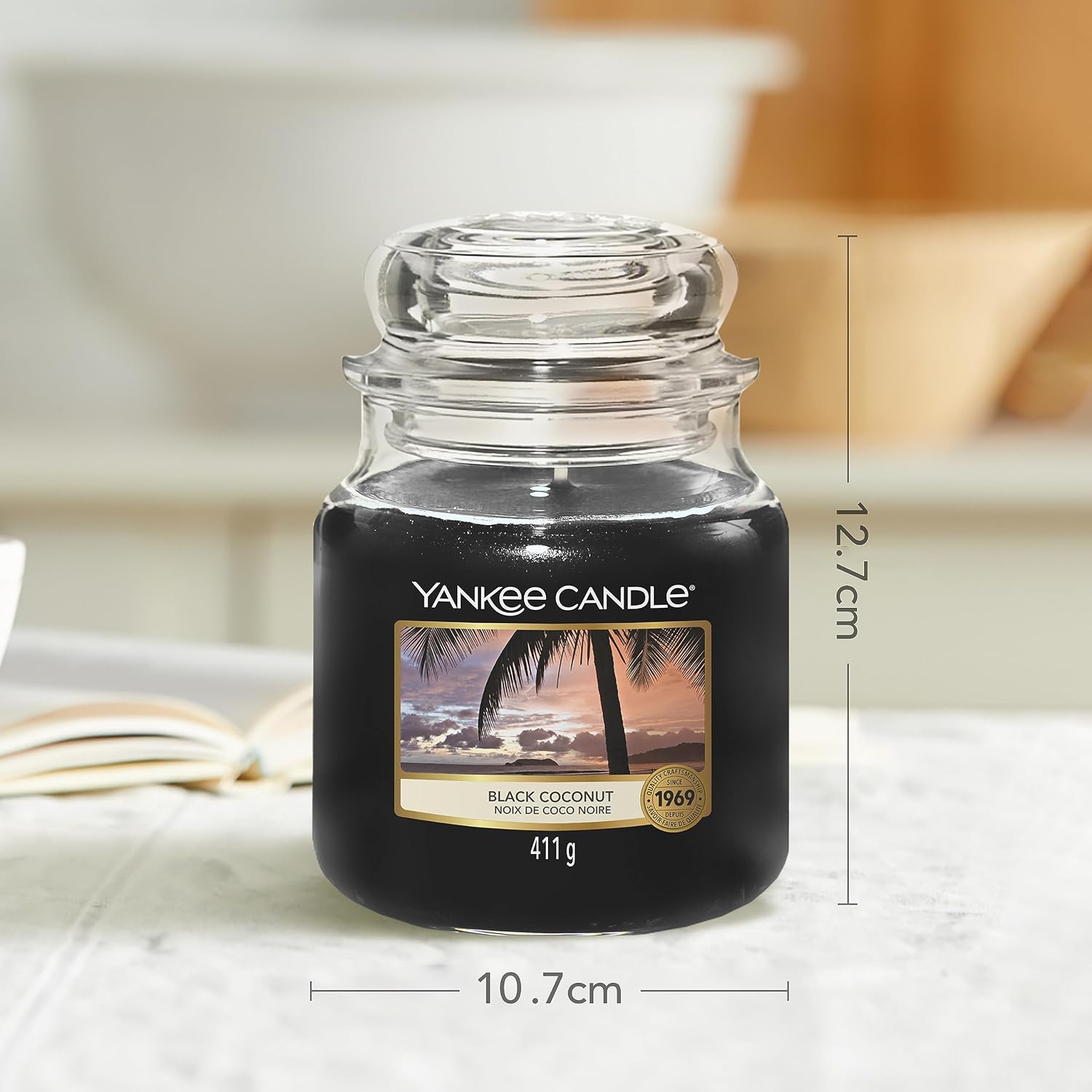 Detalle 2 de Yankee Candle Noix de coco noire 75h 🕯