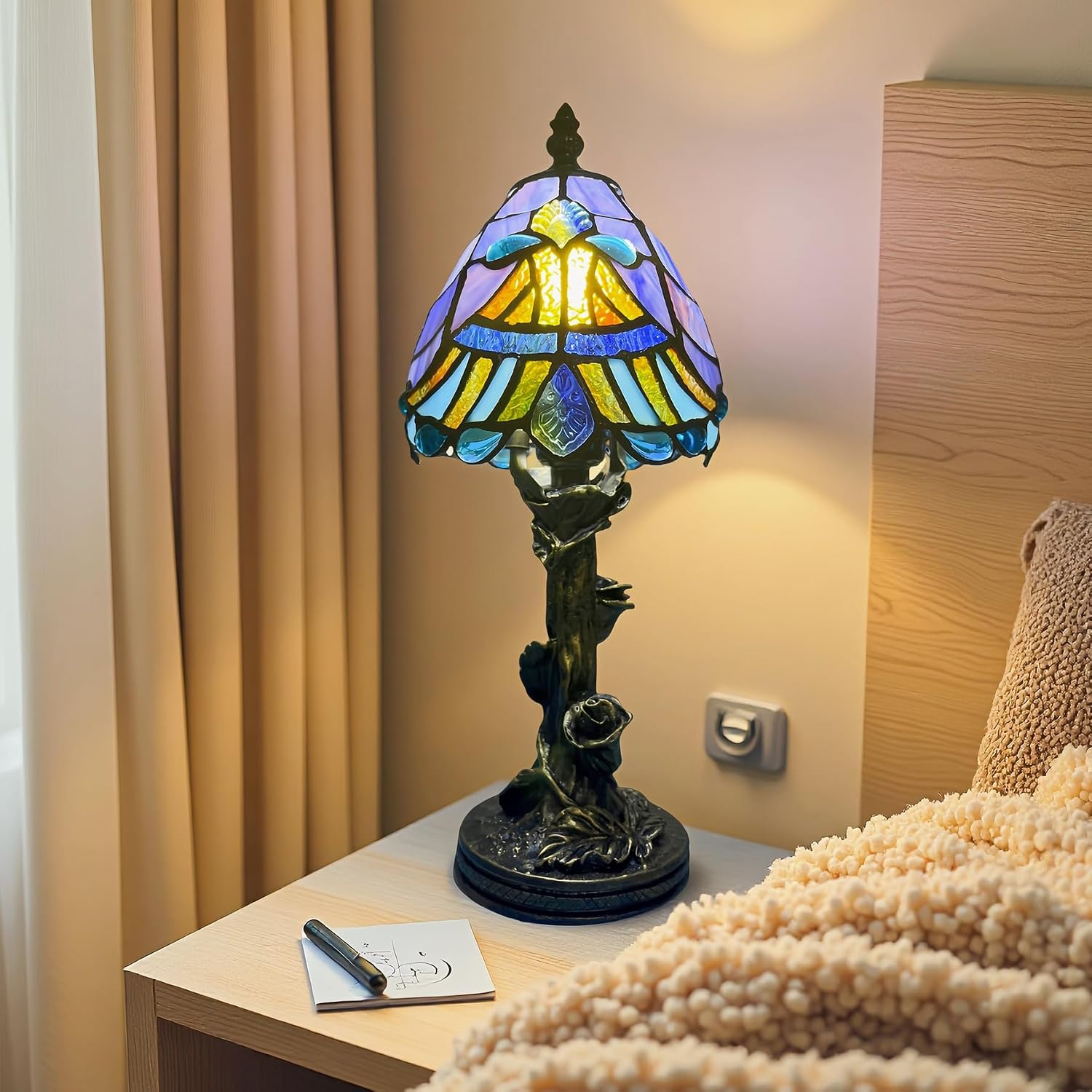 Thumbnail 5 de Exporify Small Tiffany Lamp: Blue Stained Glass Table Lamp with Included LED Bulb